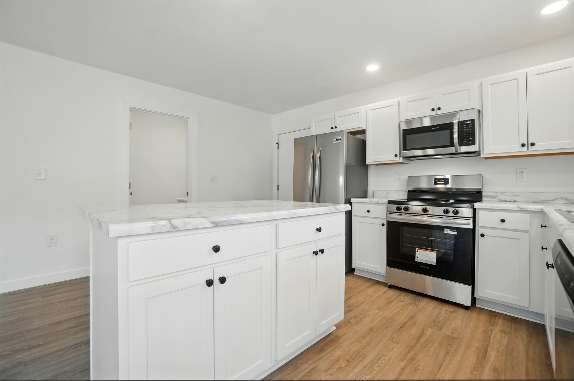 638 Clifton Avenue, Springfield, Ohio 45505