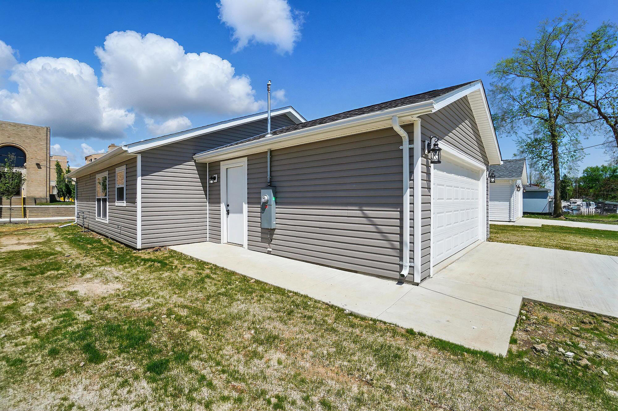 638 Clifton Avenue, Springfield, Ohio 45505