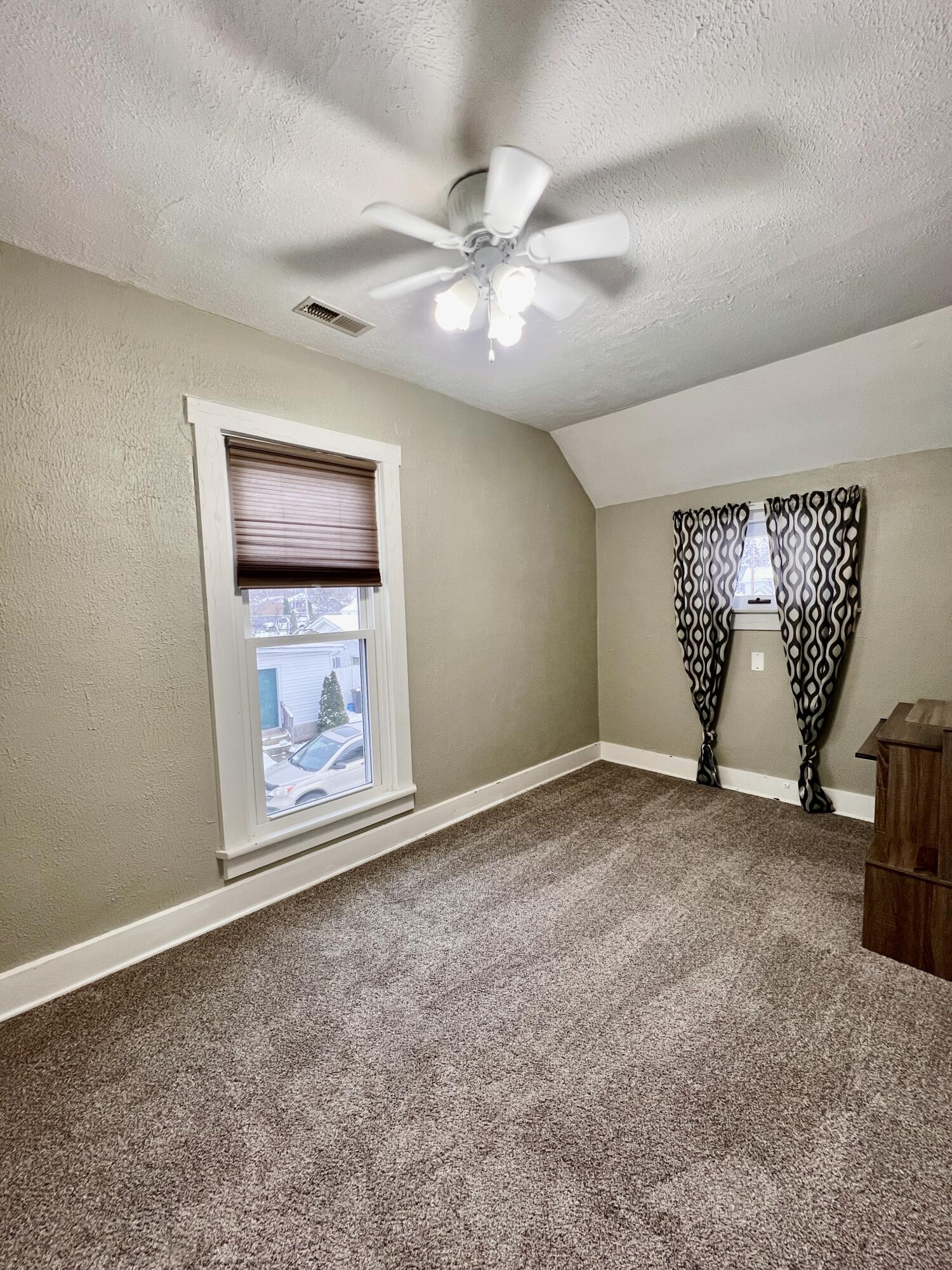 332 Auburn Avenue, Bellefontaine, Ohio 43311