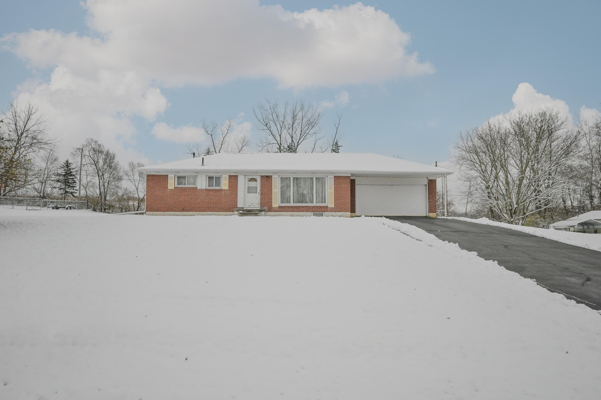 1886 Winding Trail, Springfield, Ohio 45503