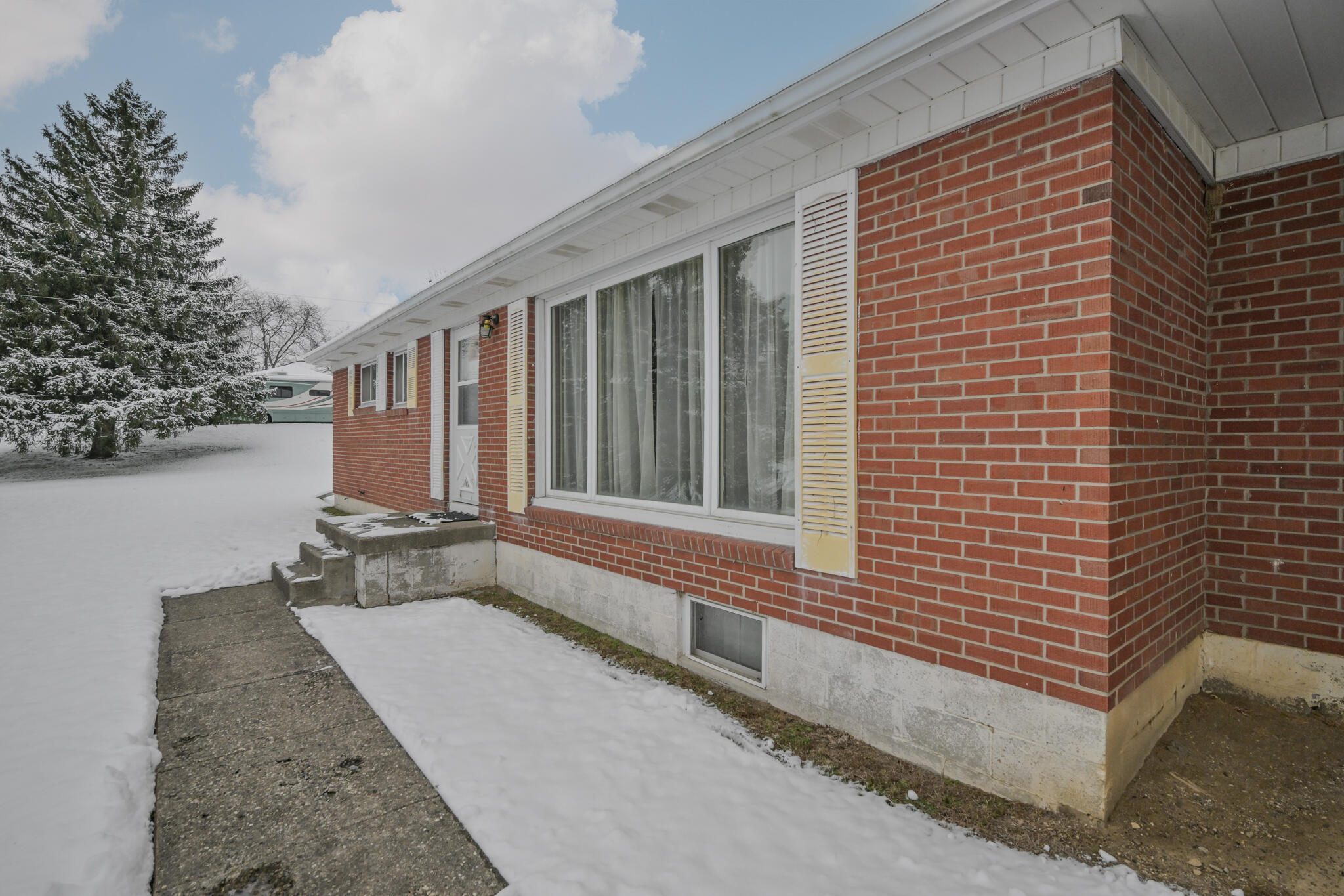 1886 Winding Trail, Springfield, Ohio 45503