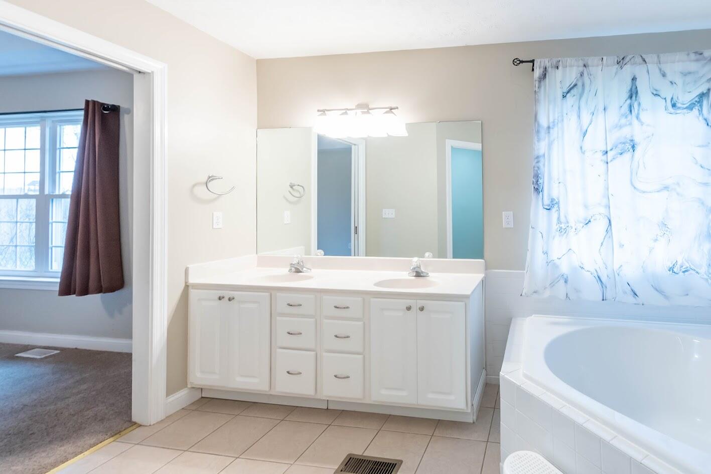 7909 Court Ridge Lane, Fairborn, Ohio 45324