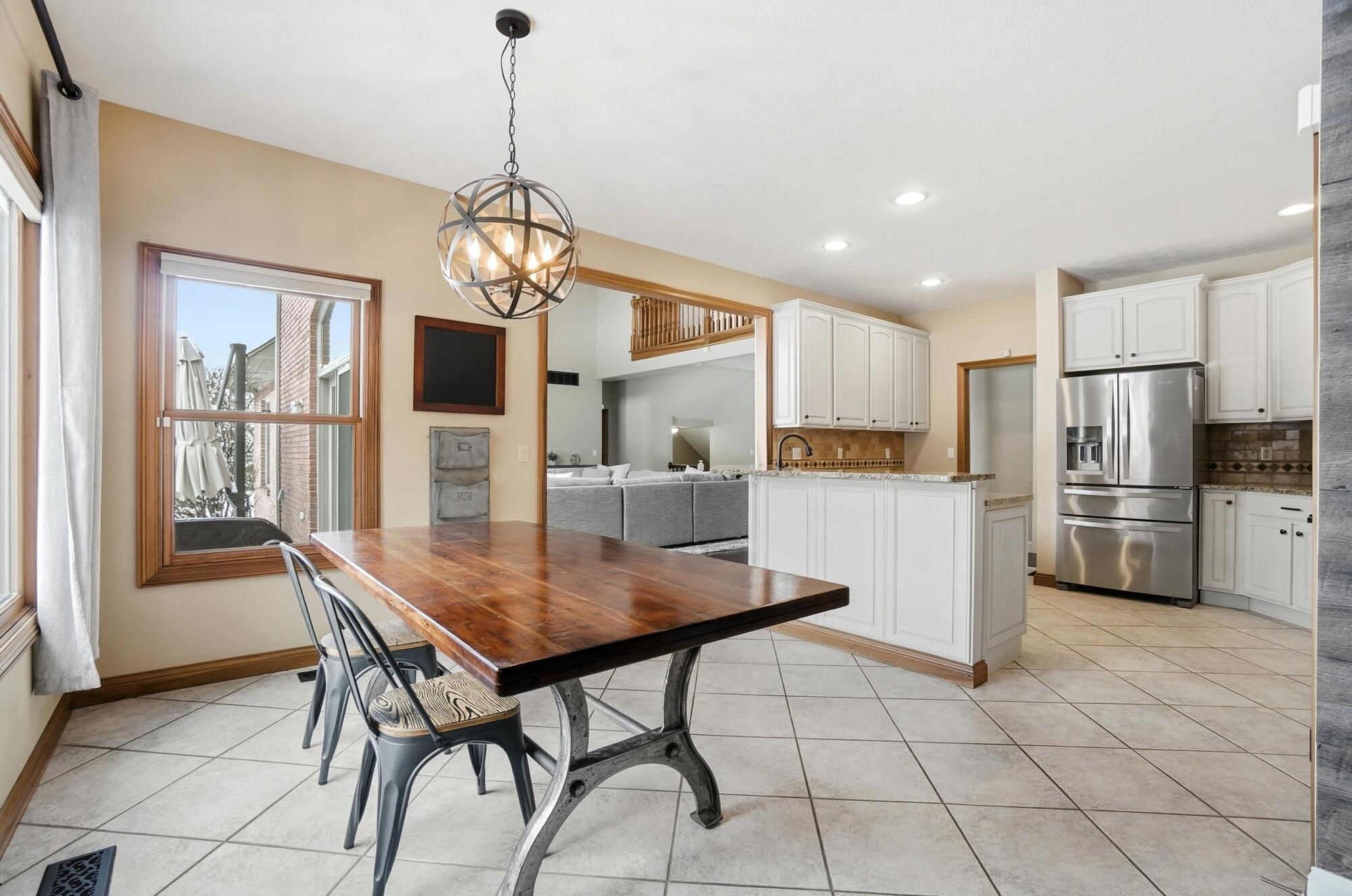 82 Countryside Drive, Troy, Ohio 45373