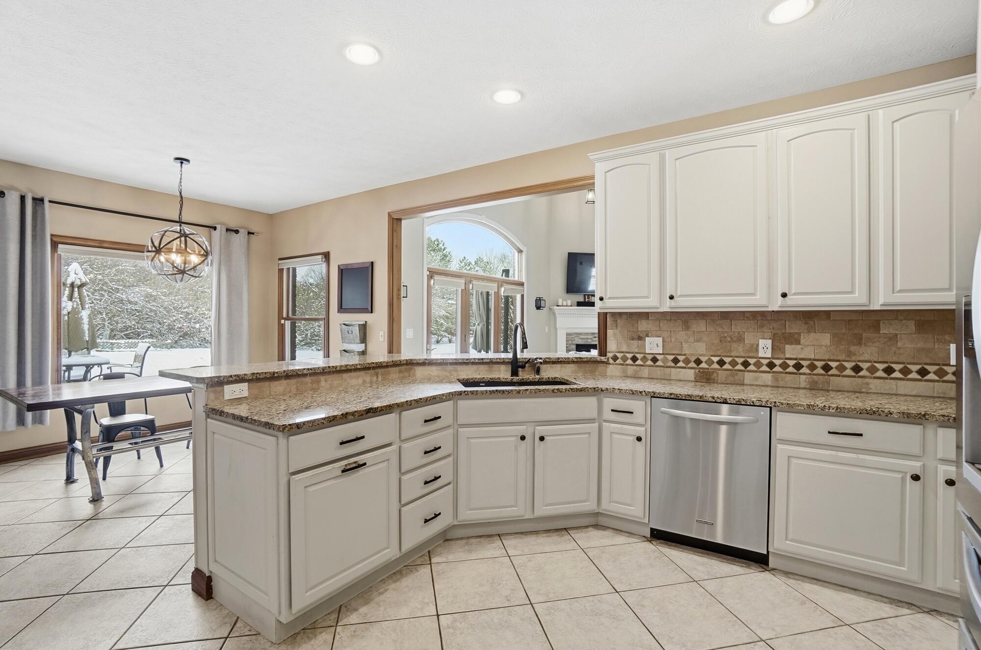 82 Countryside Drive, Troy, Ohio 45373