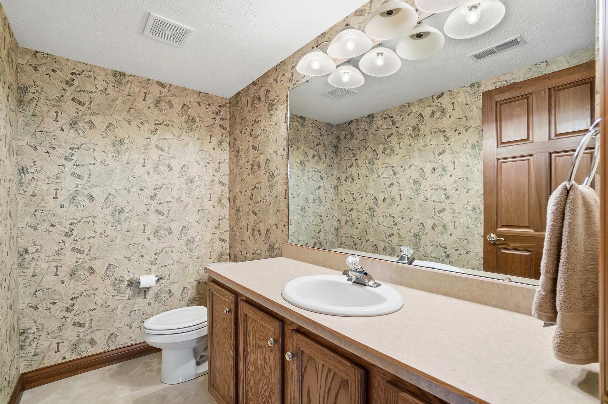 82 Countryside Drive, Troy, Ohio 45373