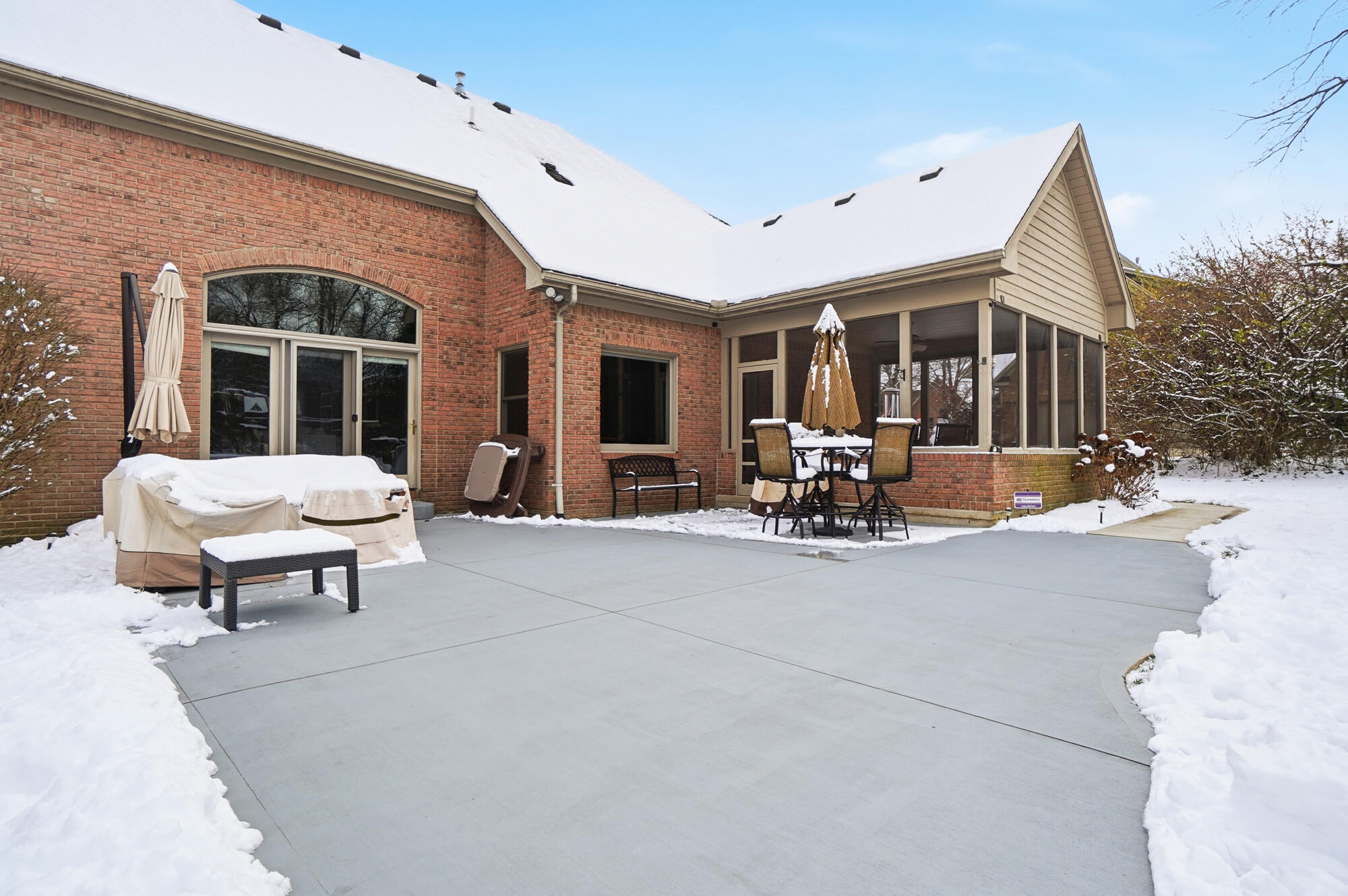 82 Countryside Drive, Troy, Ohio 45373