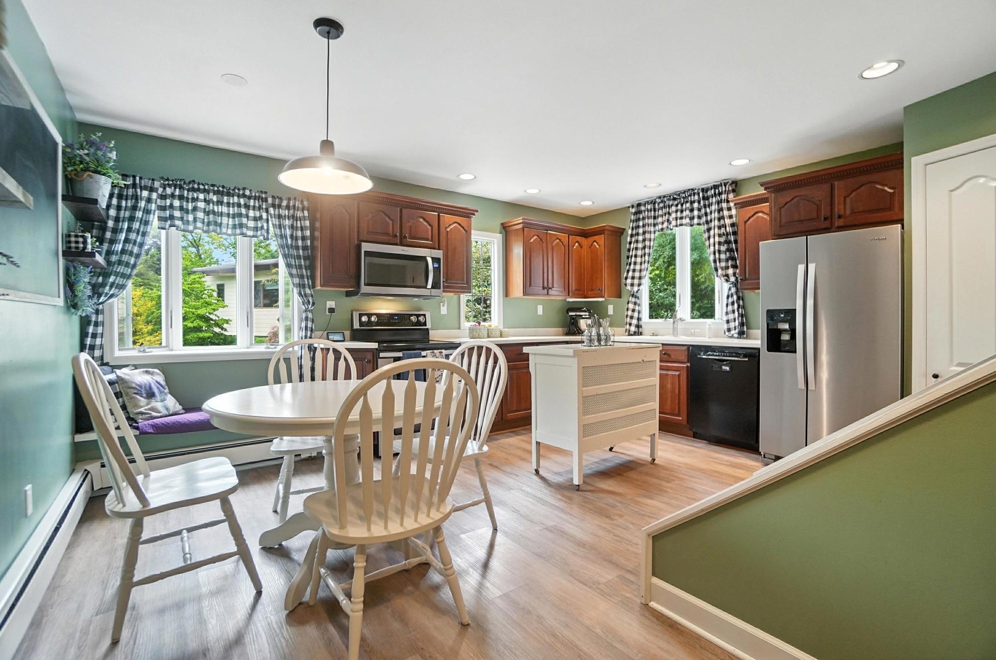 141 Hawthorne Road, Springfield, Ohio 45504