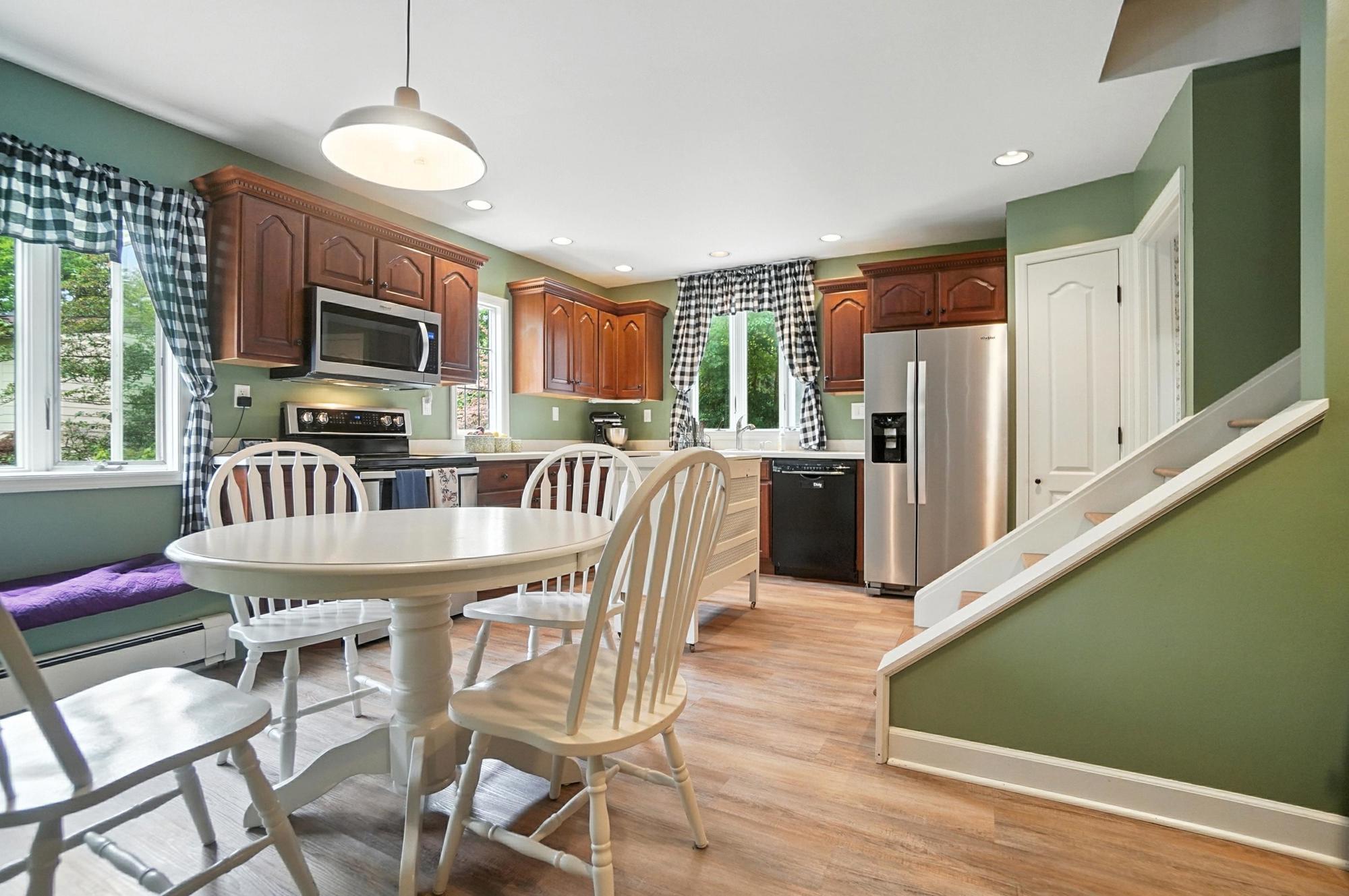 141 Hawthorne Road, Springfield, Ohio 45504