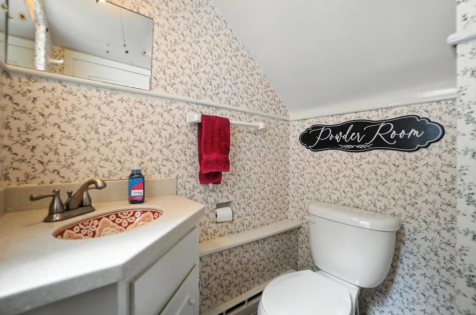 141 Hawthorne Road, Springfield, Ohio 45504