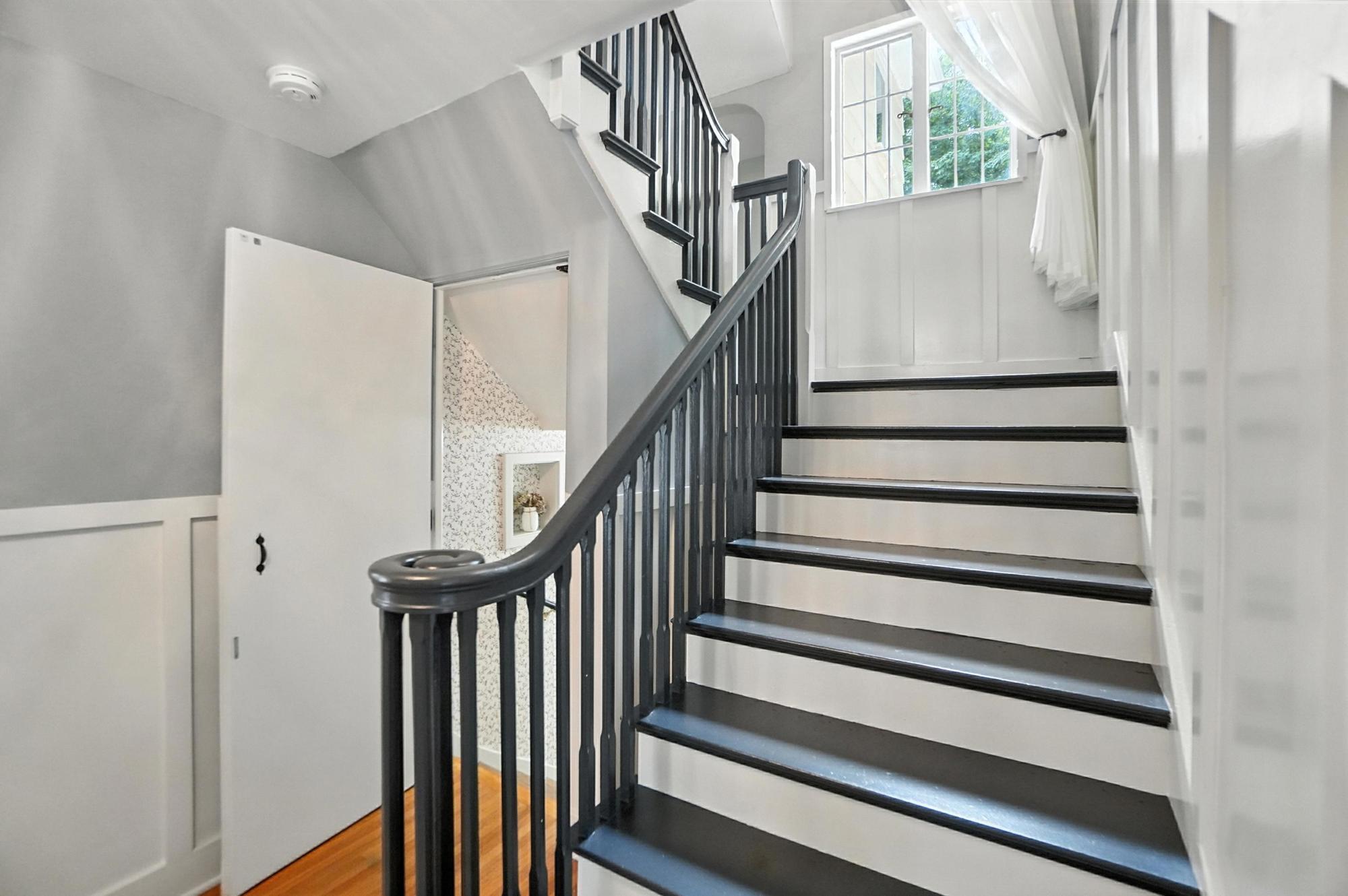 141 Hawthorne Road, Springfield, Ohio 45504