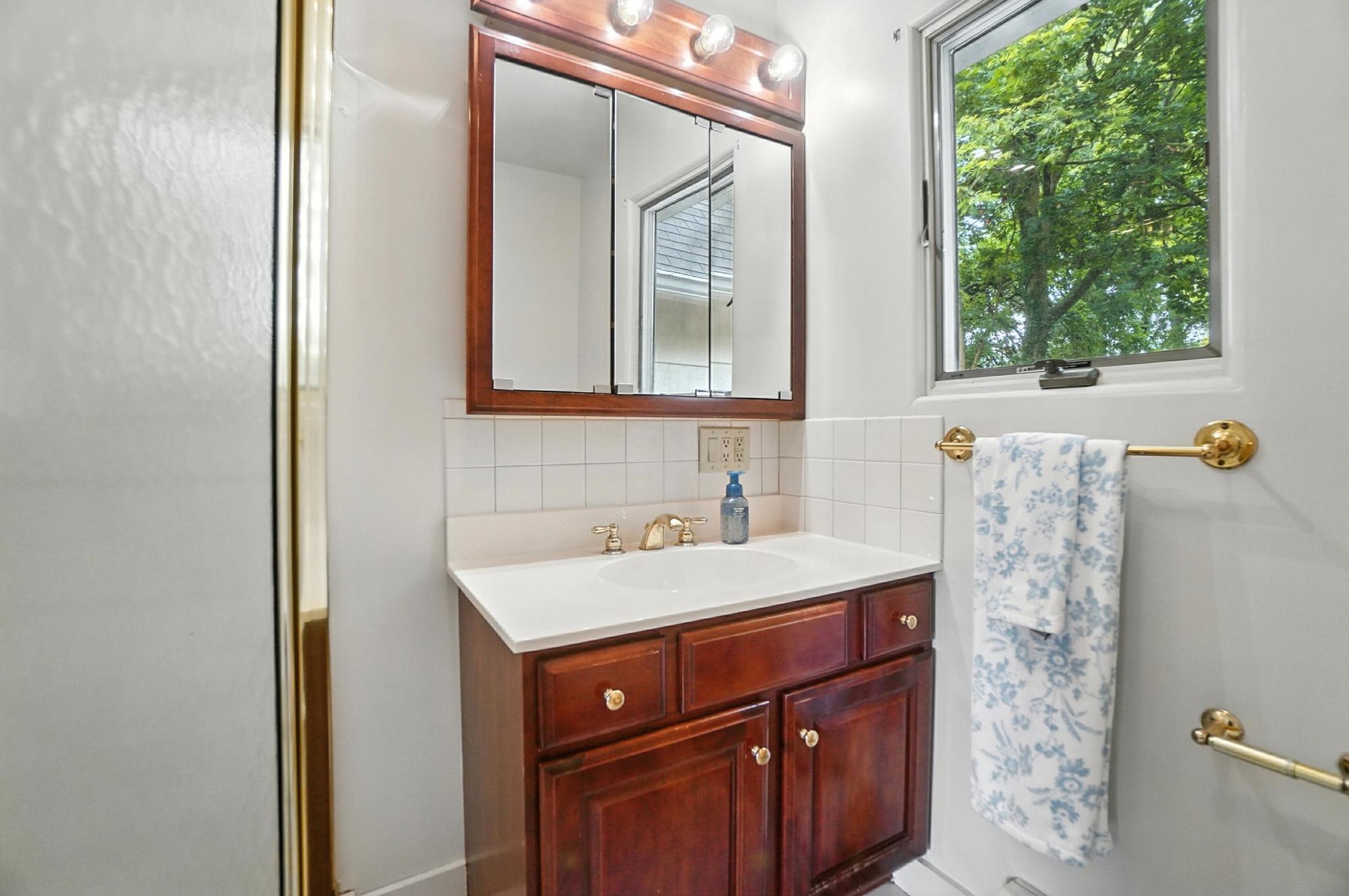 141 Hawthorne Road, Springfield, Ohio 45504