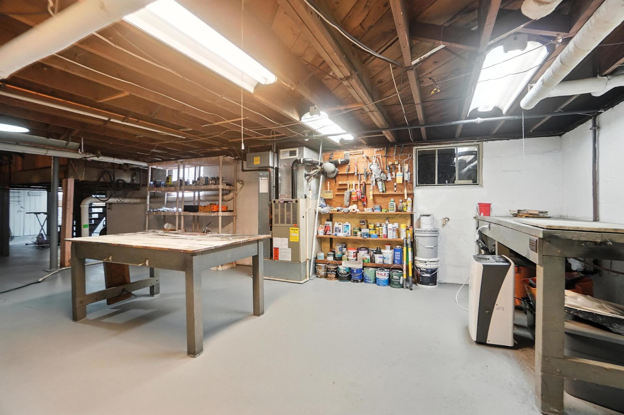 141 Hawthorne Road, Springfield, Ohio 45504