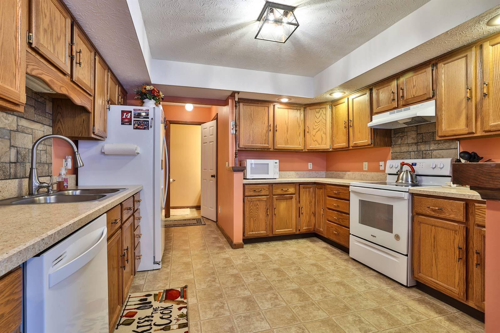 6331 Adams Circle, Dayton, Ohio 45459