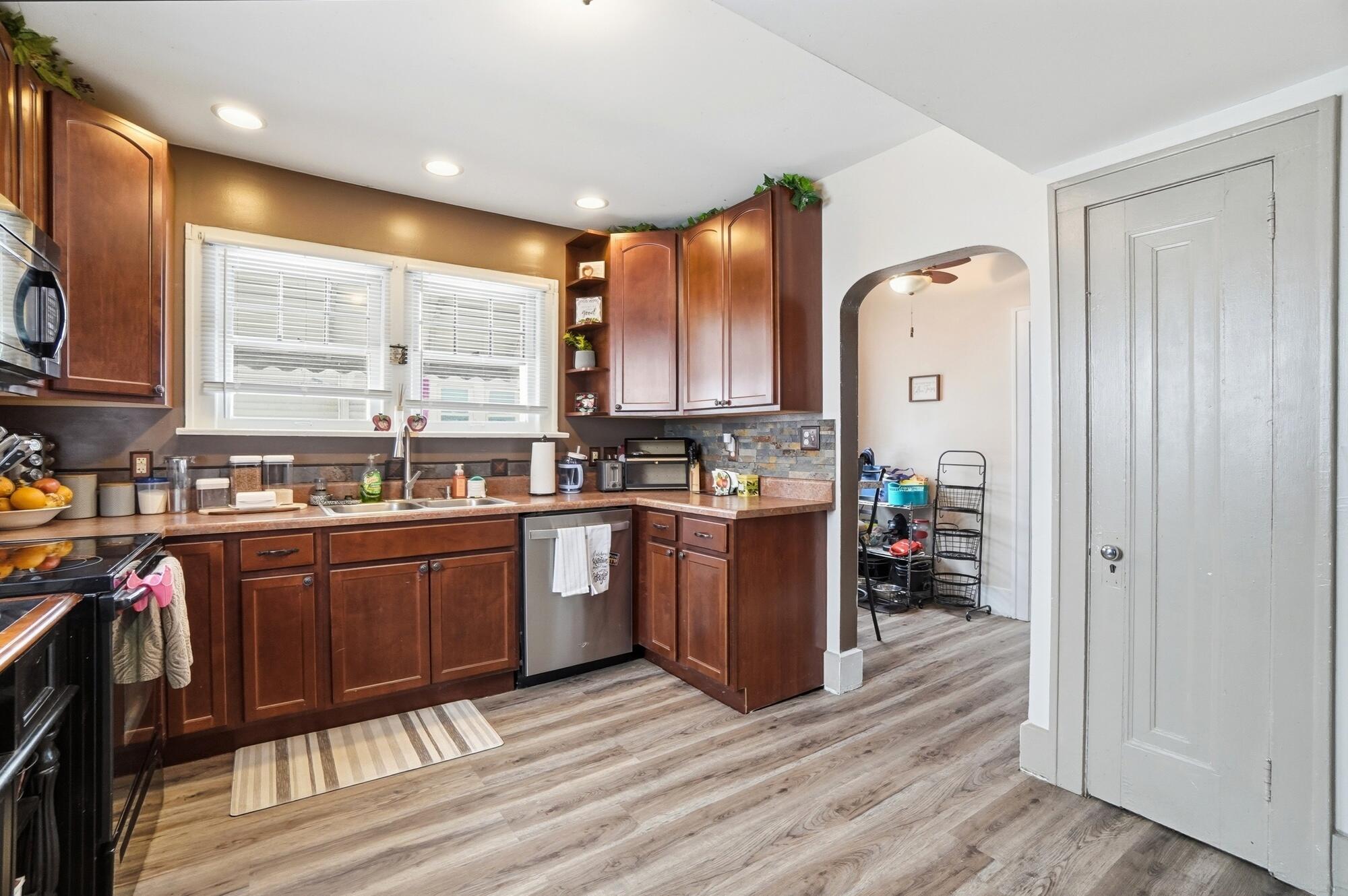 220 Perrin Avenue, Springfield, Ohio 45506