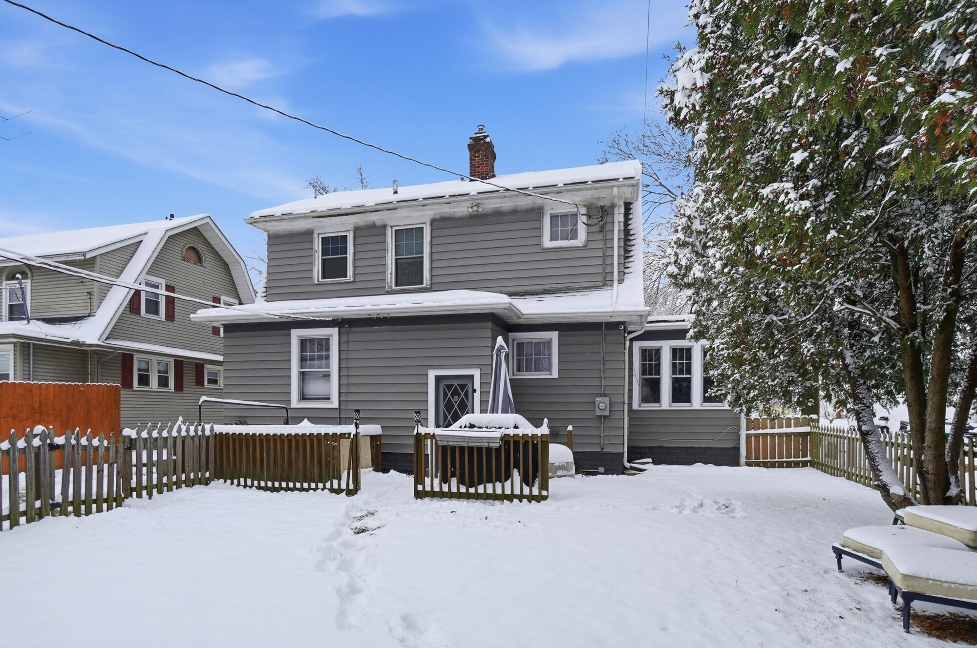 220 Perrin Avenue, Springfield, Ohio 45506