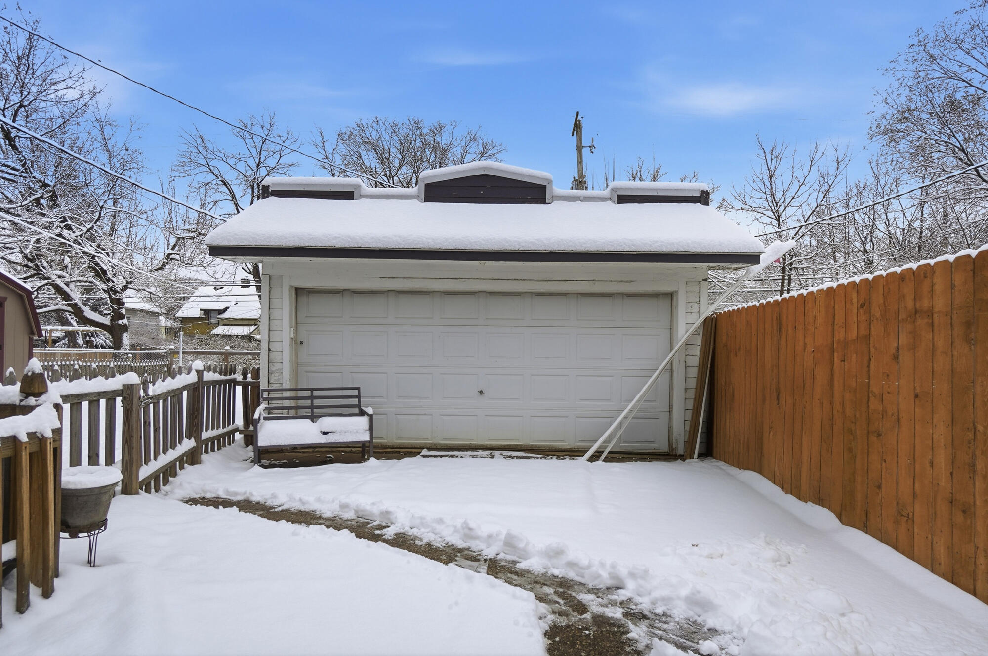 220 Perrin Avenue, Springfield, Ohio 45506