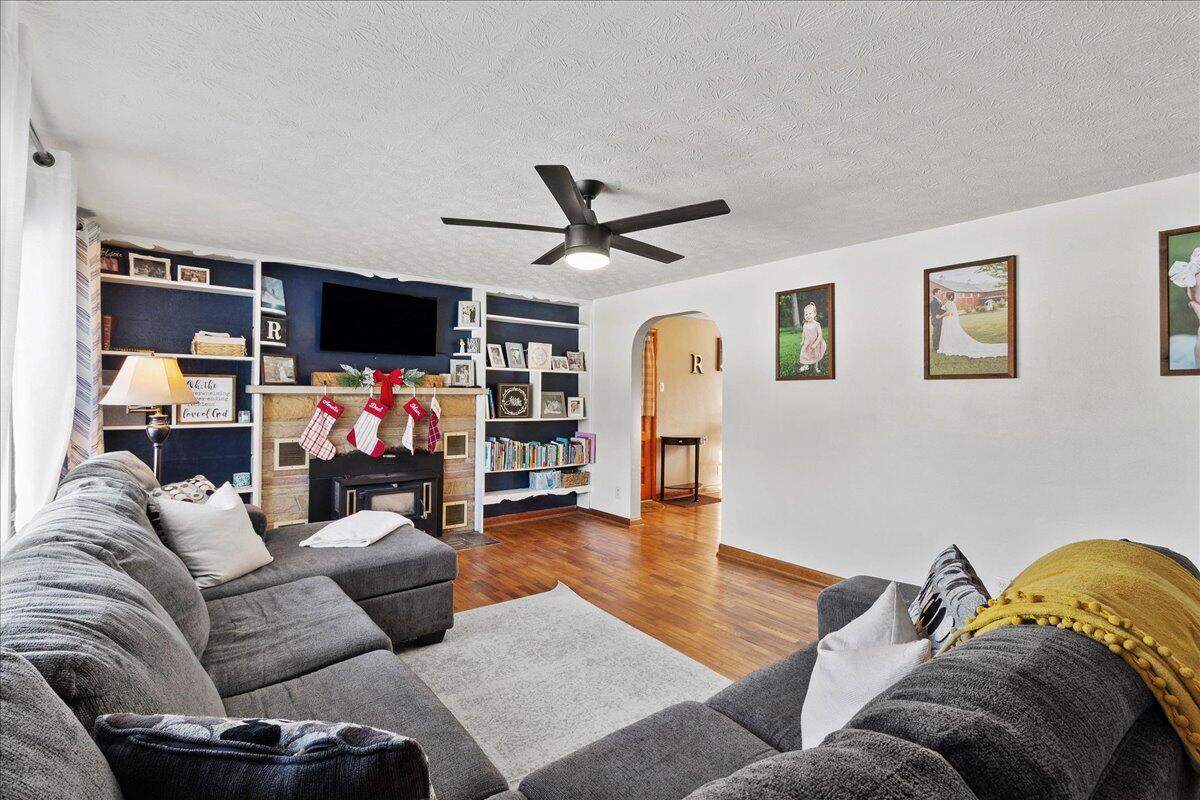 3753 St Rt 55, Urbana, Ohio 43078