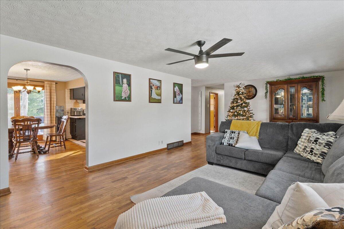 3753 St Rt 55, Urbana, Ohio 43078