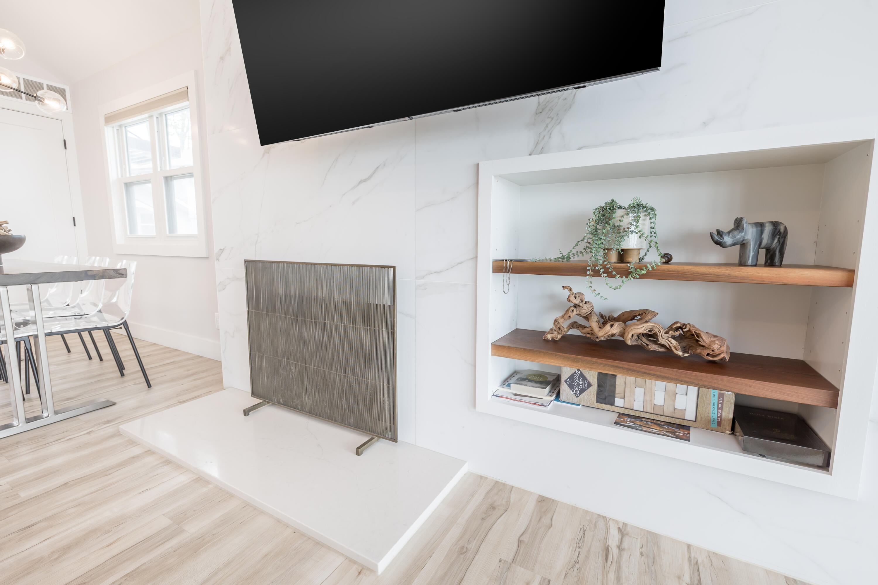 7925 Hickory Avenue, Russells Point, Ohio 43348