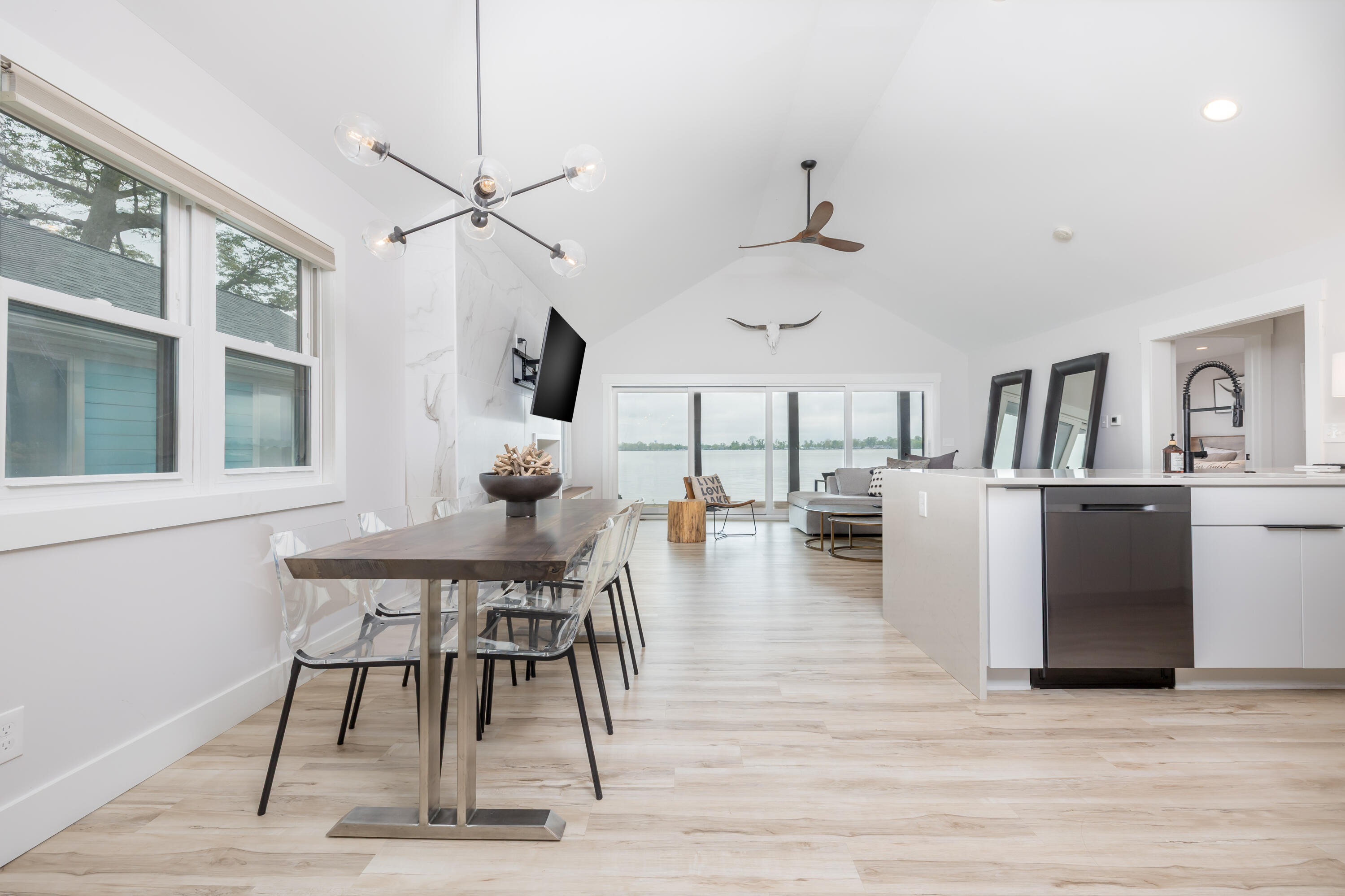 7925 Hickory Avenue, Russells Point, Ohio 43348