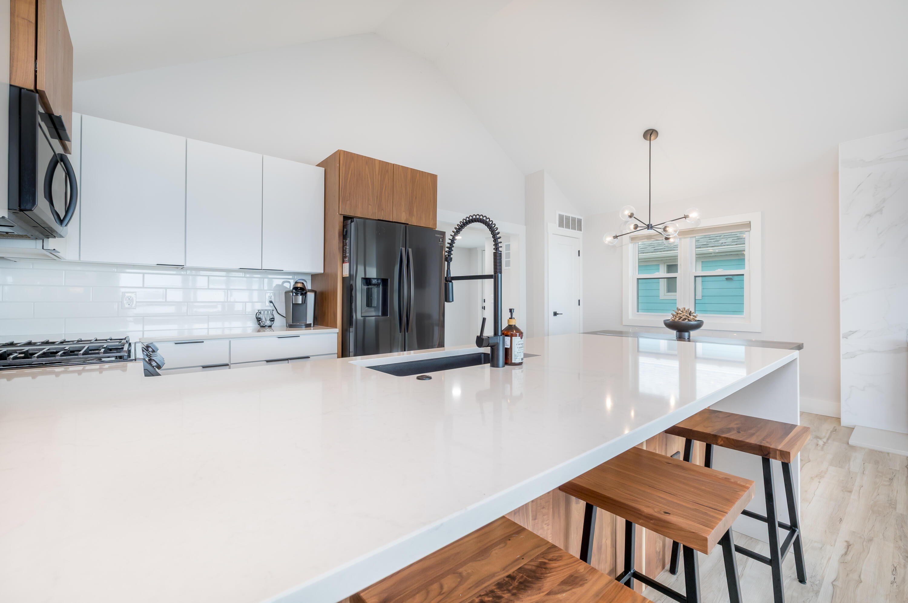 7925 Hickory Avenue, Russells Point, Ohio 43348