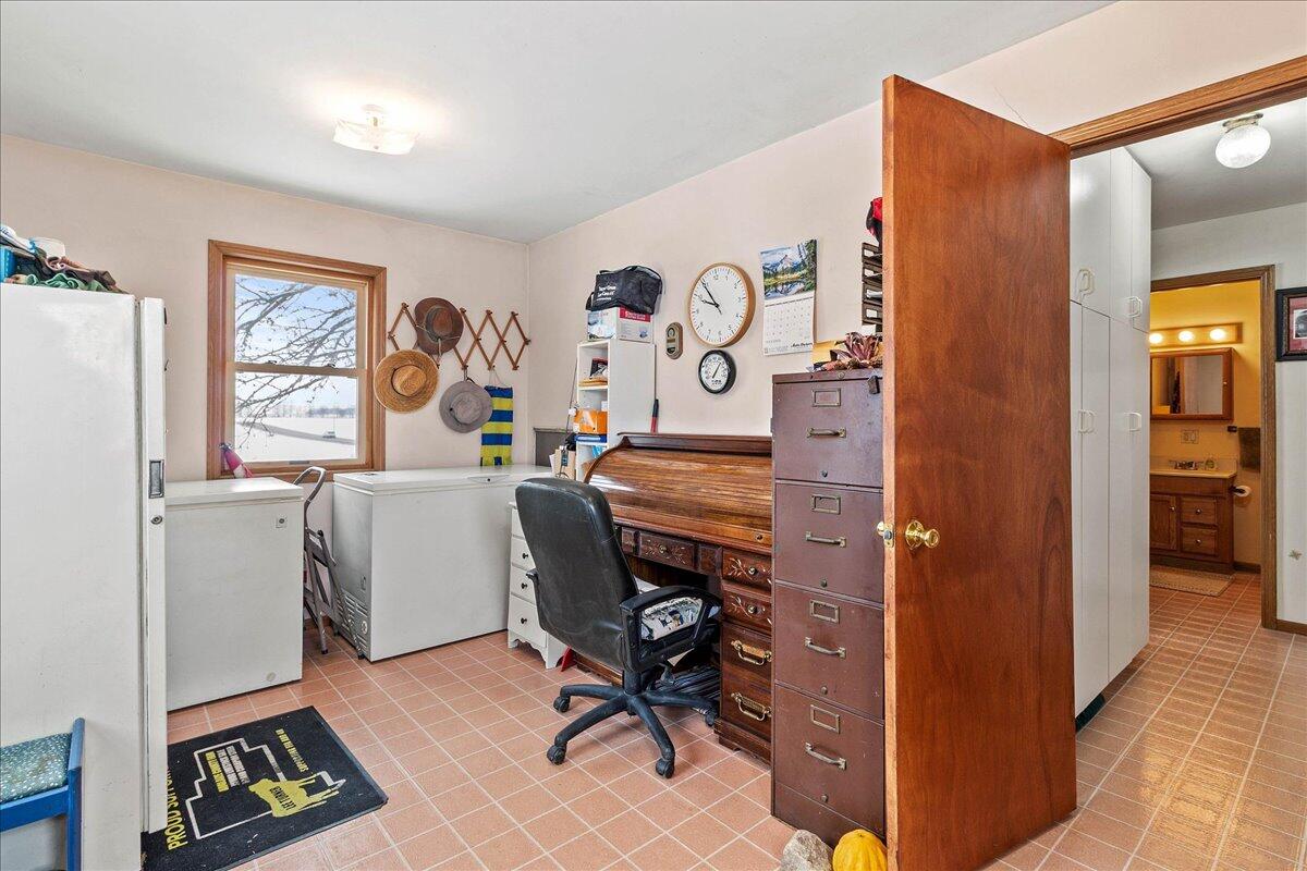 17683 OH-117, Waynesfield, Ohio 45896