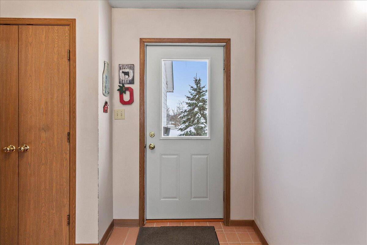 17683 OH-117, Waynesfield, Ohio 45896