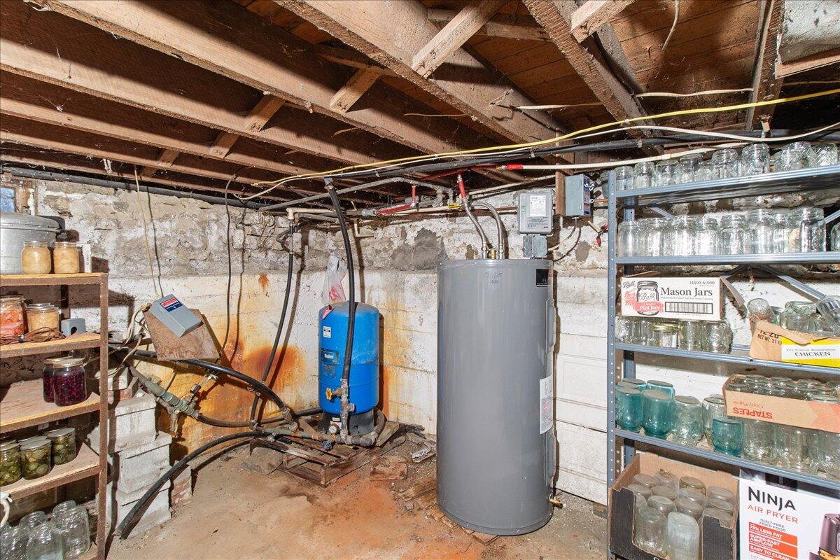 17683 OH-117, Waynesfield, Ohio 45896