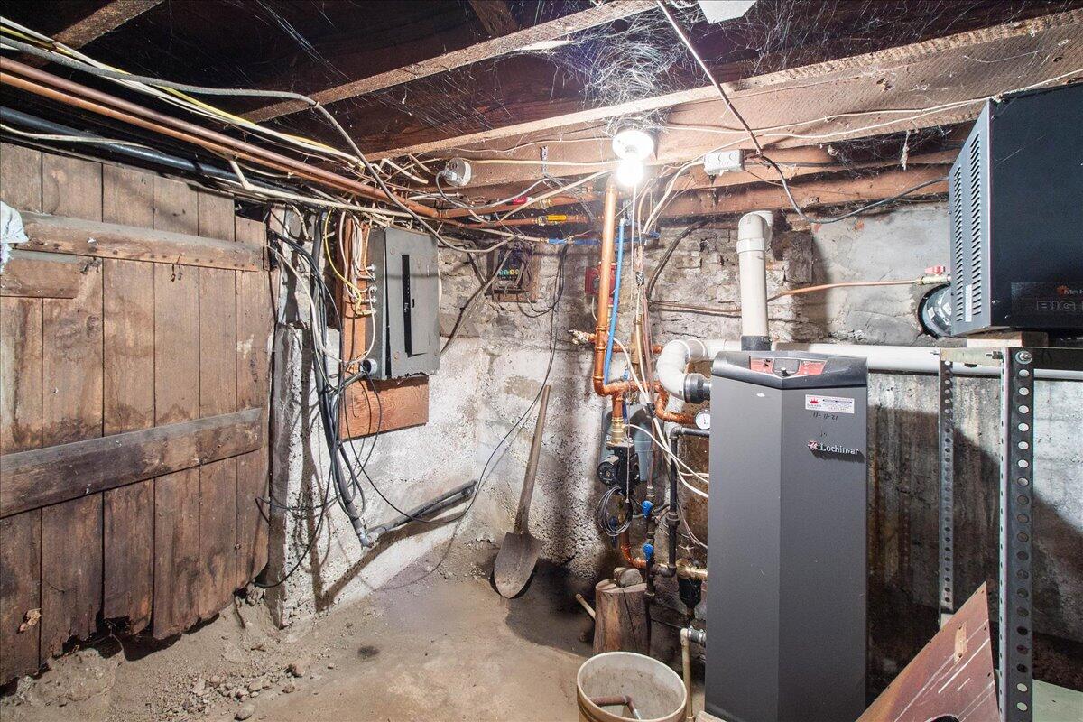 17683 OH-117, Waynesfield, Ohio 45896