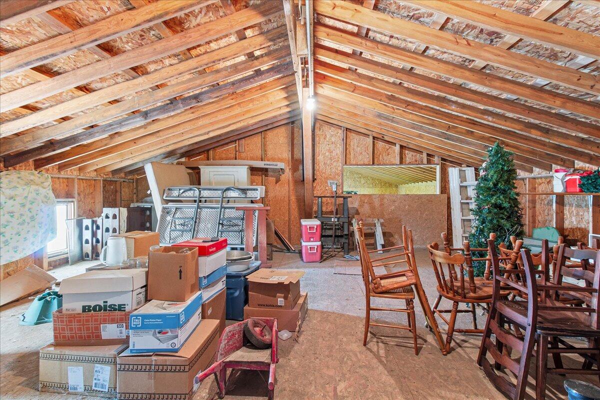 17683 OH-117, Waynesfield, Ohio 45896