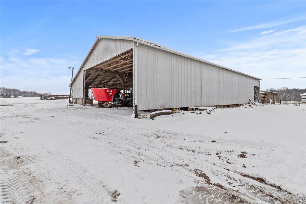 17683 OH-117, Waynesfield, Ohio 45896