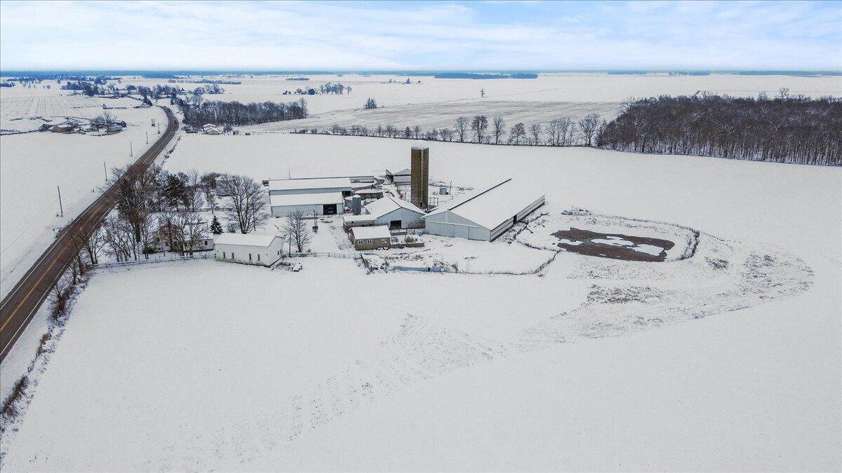 17683 OH-117, Waynesfield, Ohio 45896