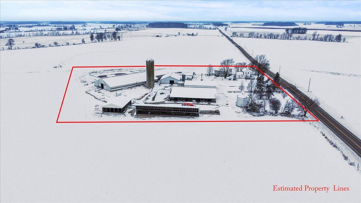 17683 OH-117, Waynesfield, Ohio 45896