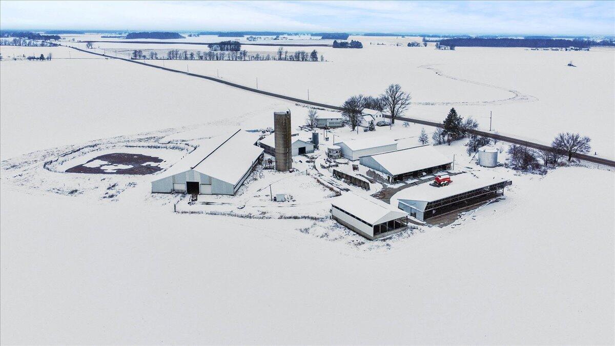 17683 OH-117, Waynesfield, Ohio 45896