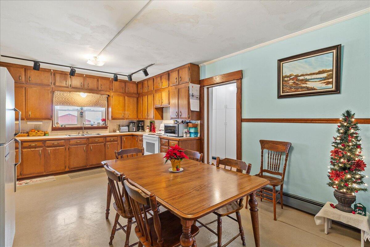 17683 OH-117, Waynesfield, Ohio 45896