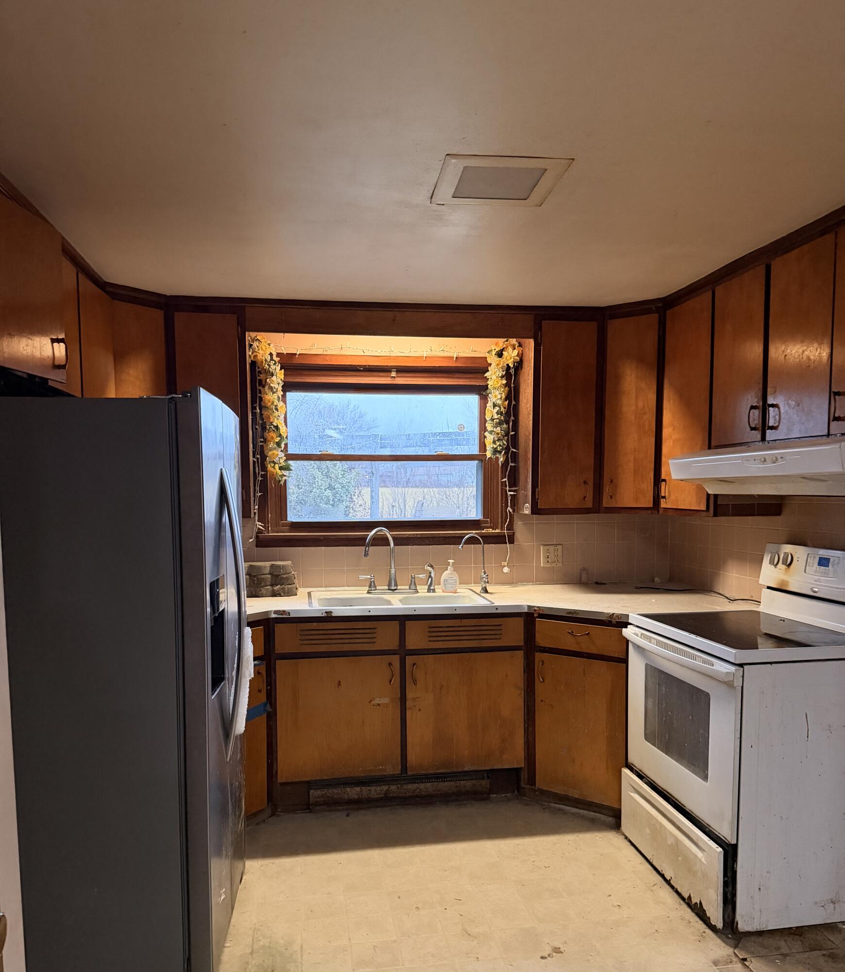 212 South Sandusky Street, Rushsylvania, Ohio 43347