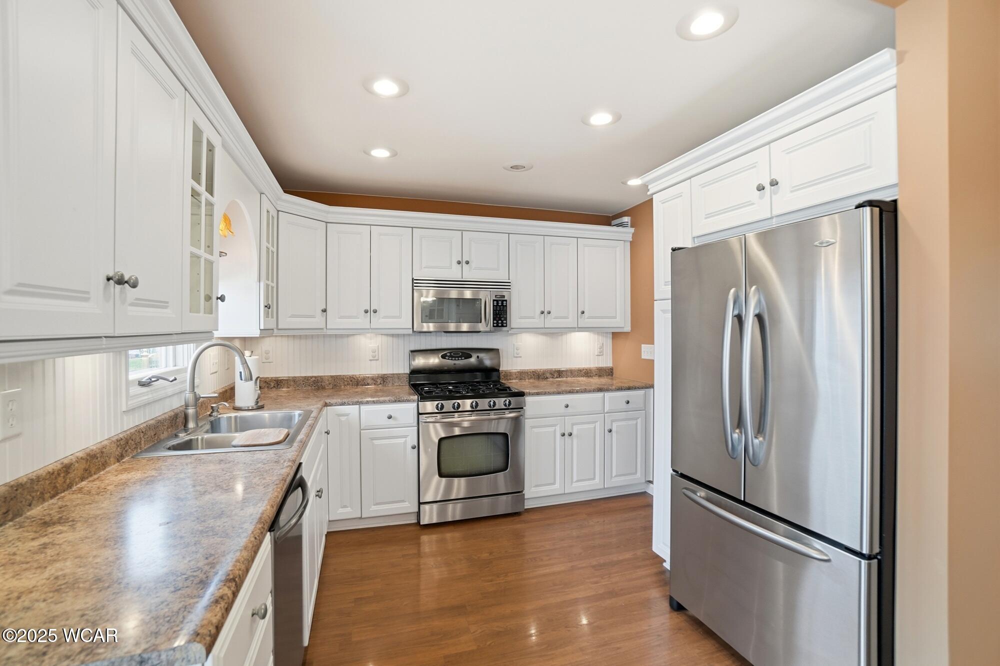 900 Front Street, Alger, Ohio