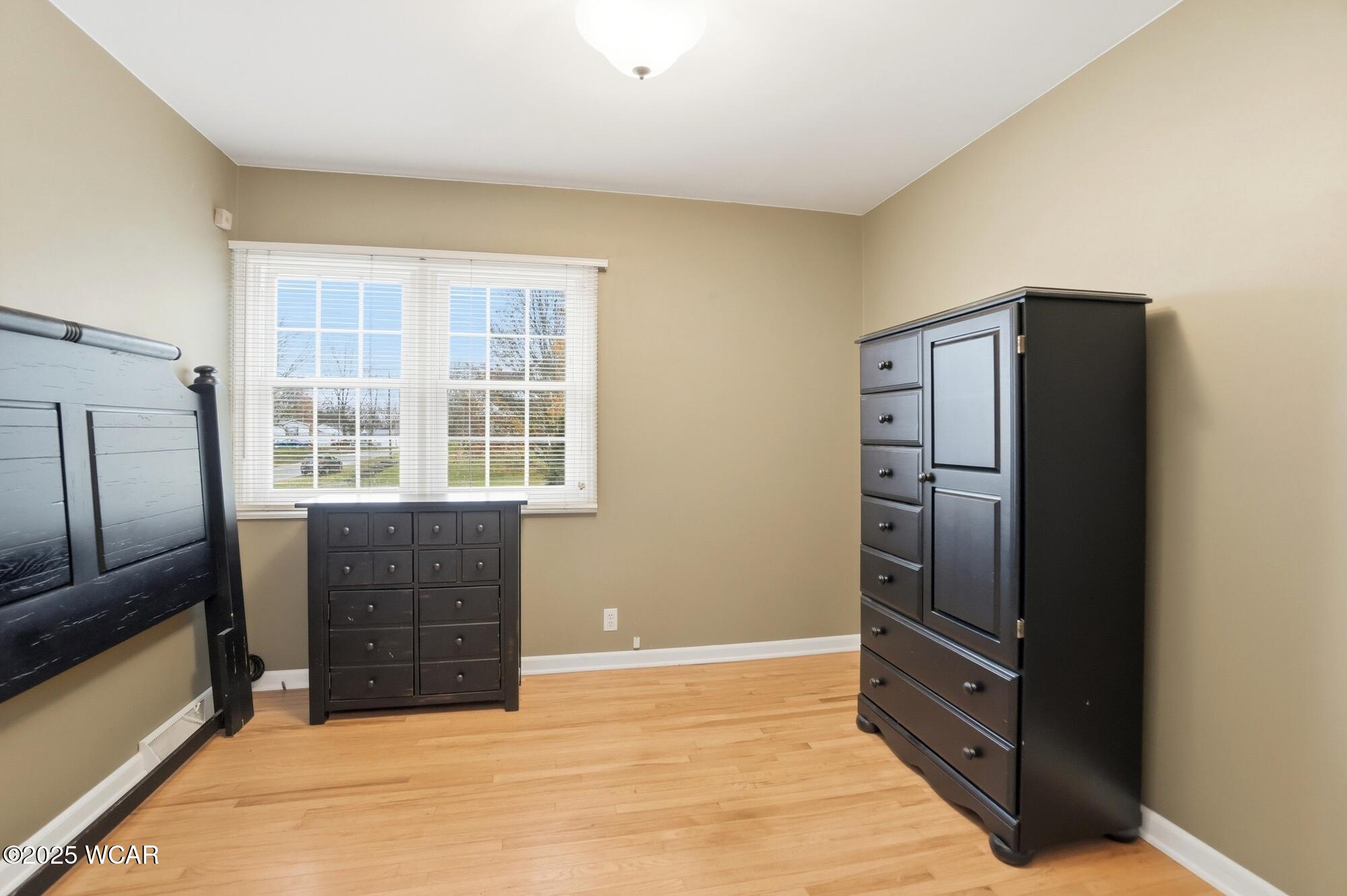 900 Front Street, Alger, Ohio