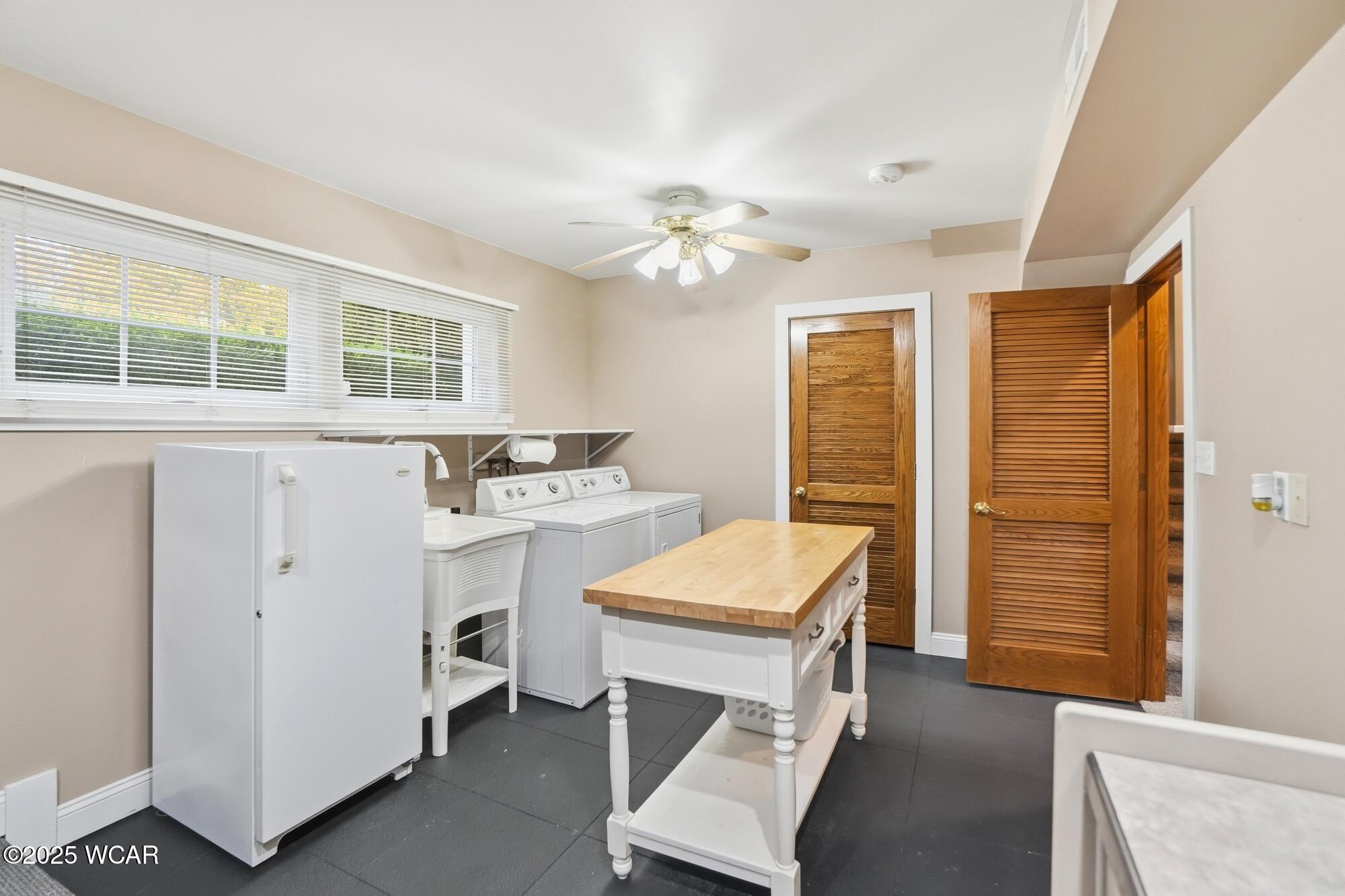 900 Front Street, Alger, Ohio