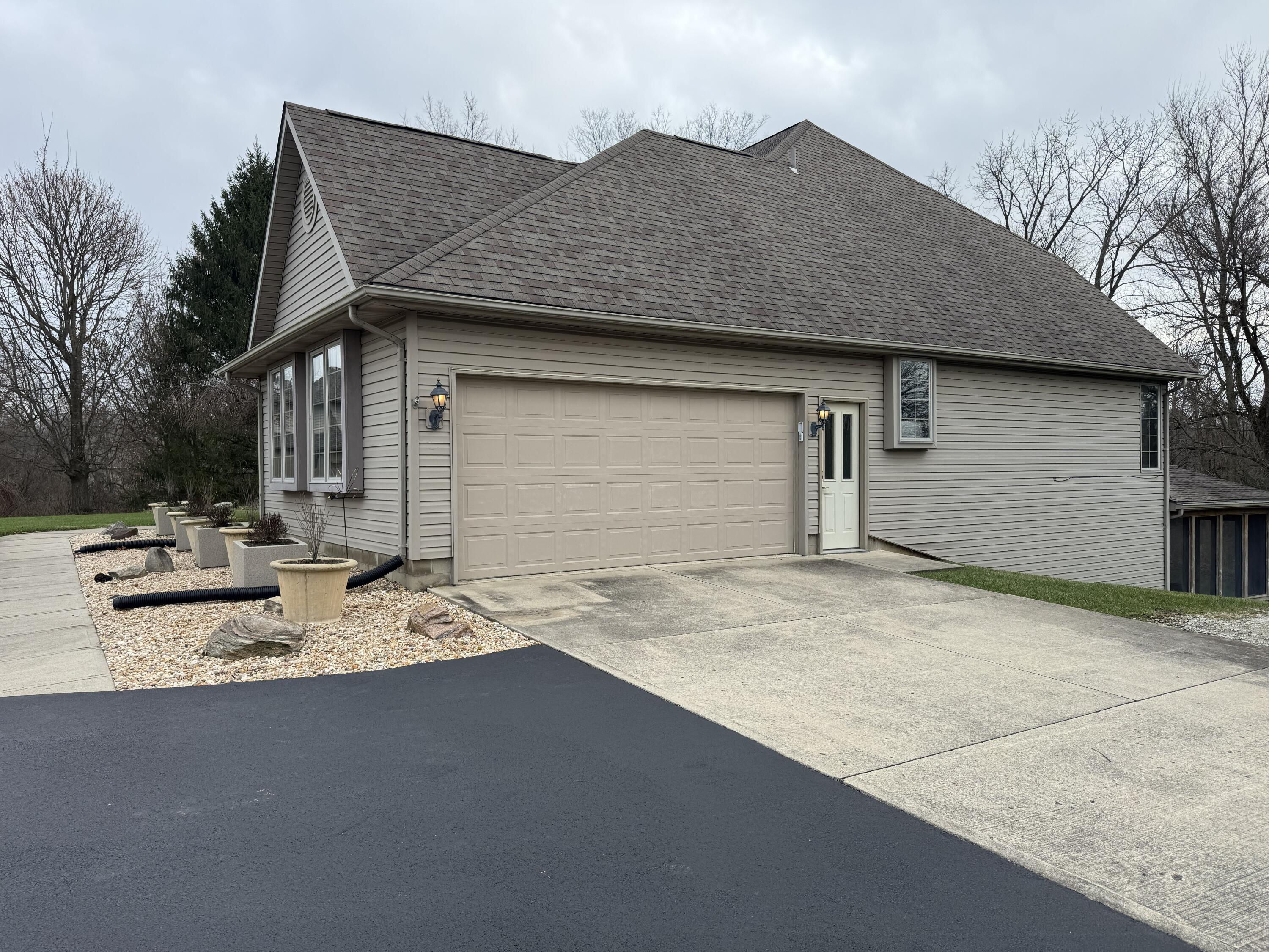 1650 Cranbrook Drive, New Carlisle, Ohio 45344
