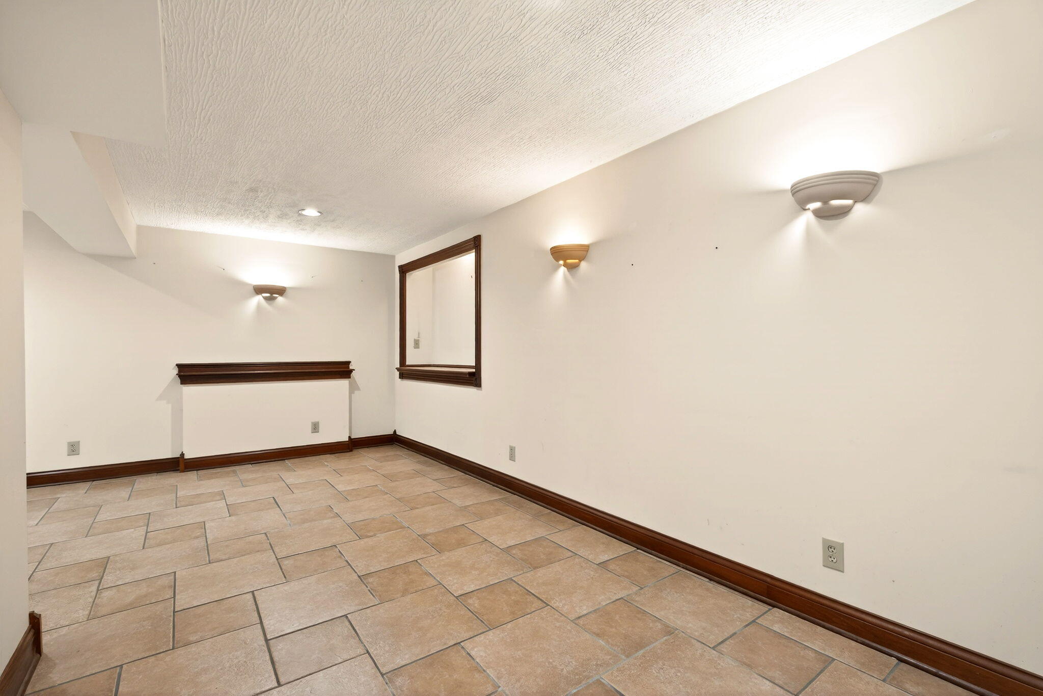 1650 Cranbrook Drive, New Carlisle, Ohio 45344