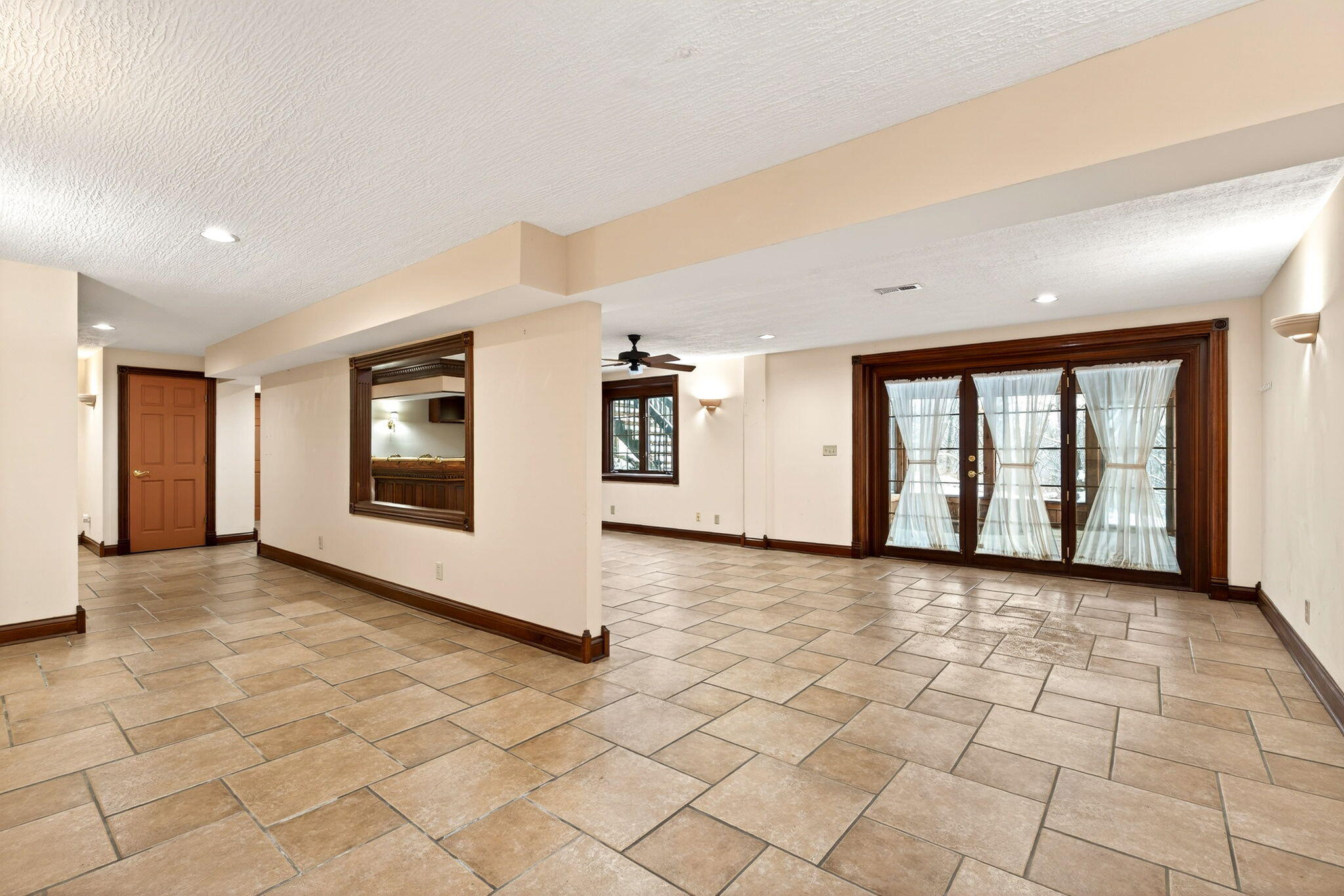 1650 Cranbrook Drive, New Carlisle, Ohio 45344