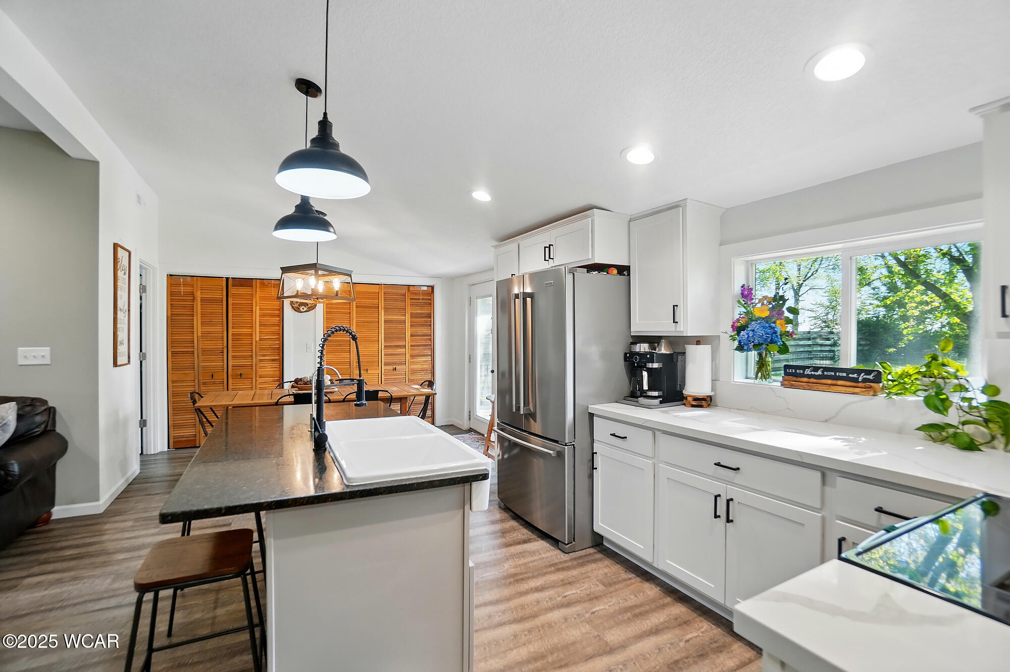 1069 Kemp Road, Lima, Ohio