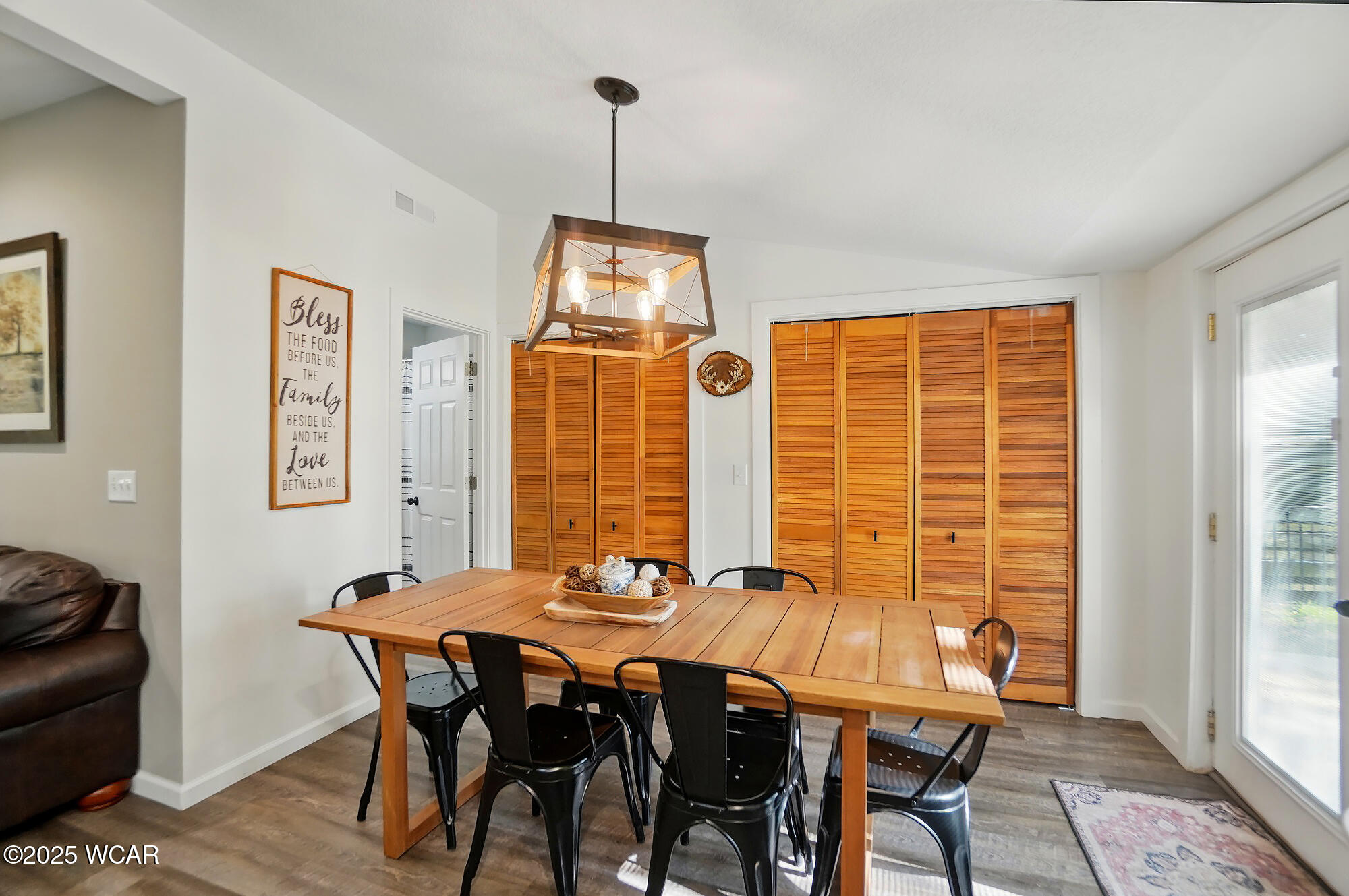 1069 Kemp Road, Lima, Ohio