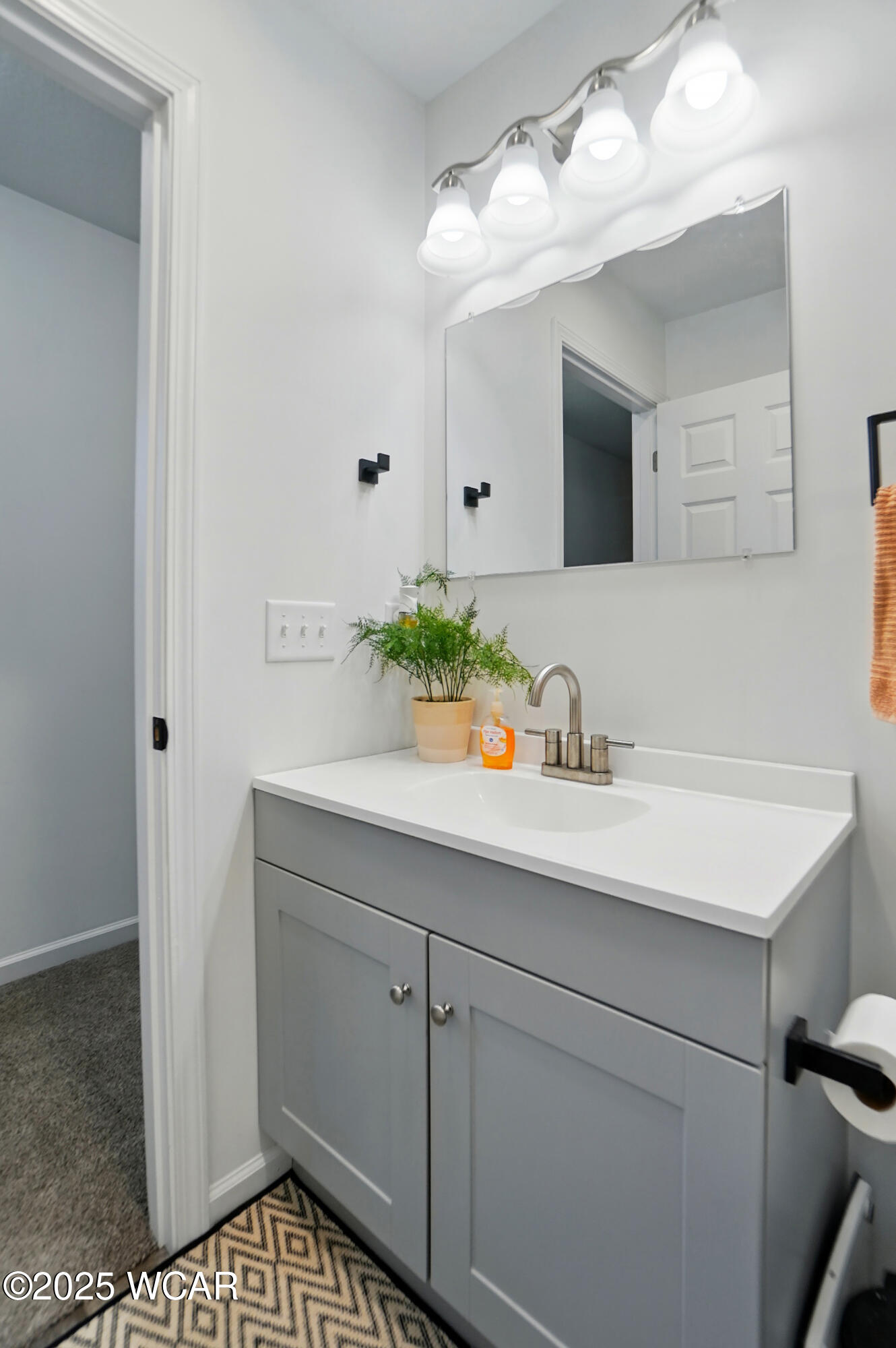 1069 Kemp Road, Lima, Ohio