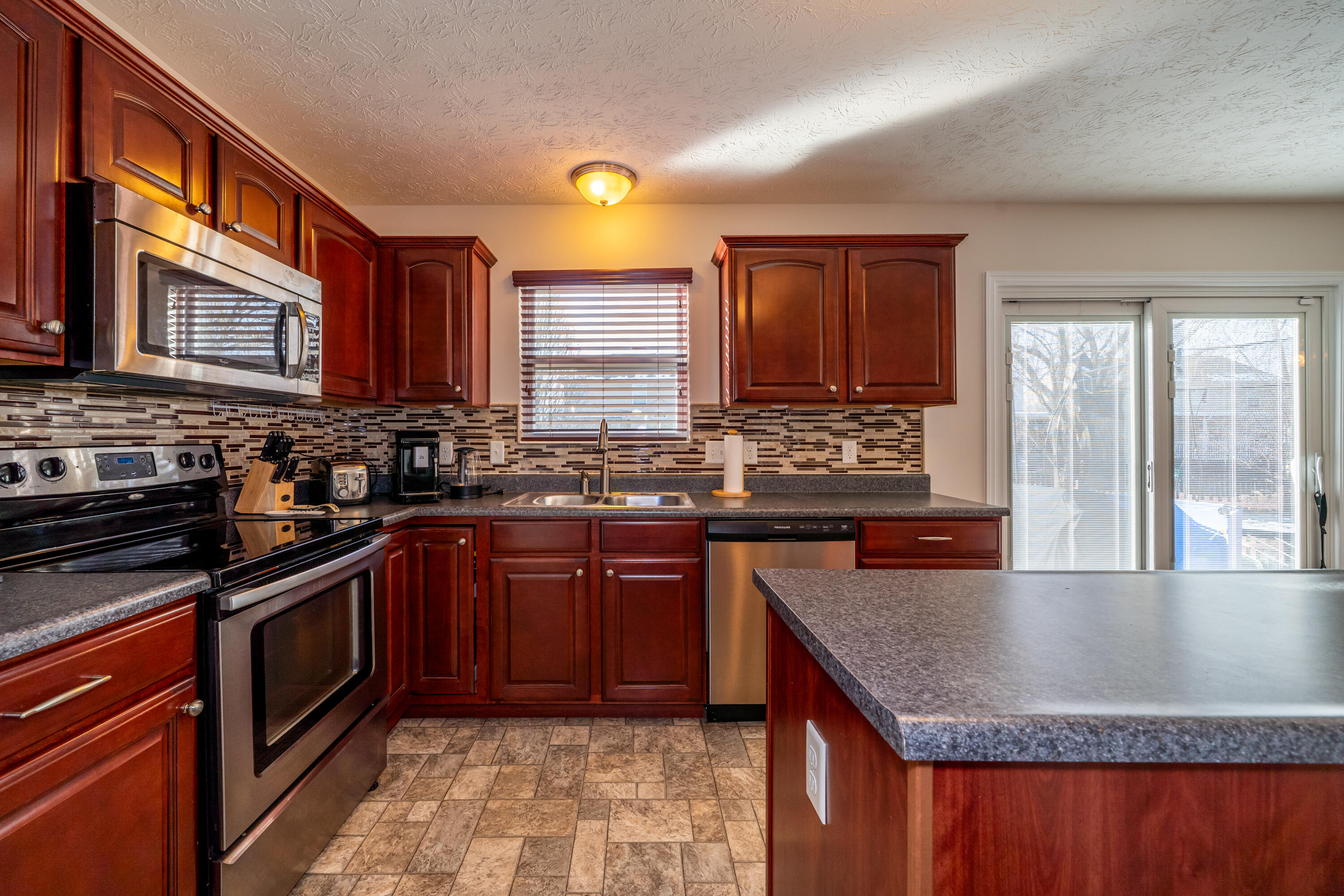 6741 Stovali Drive, Huber Heights, Ohio 45424