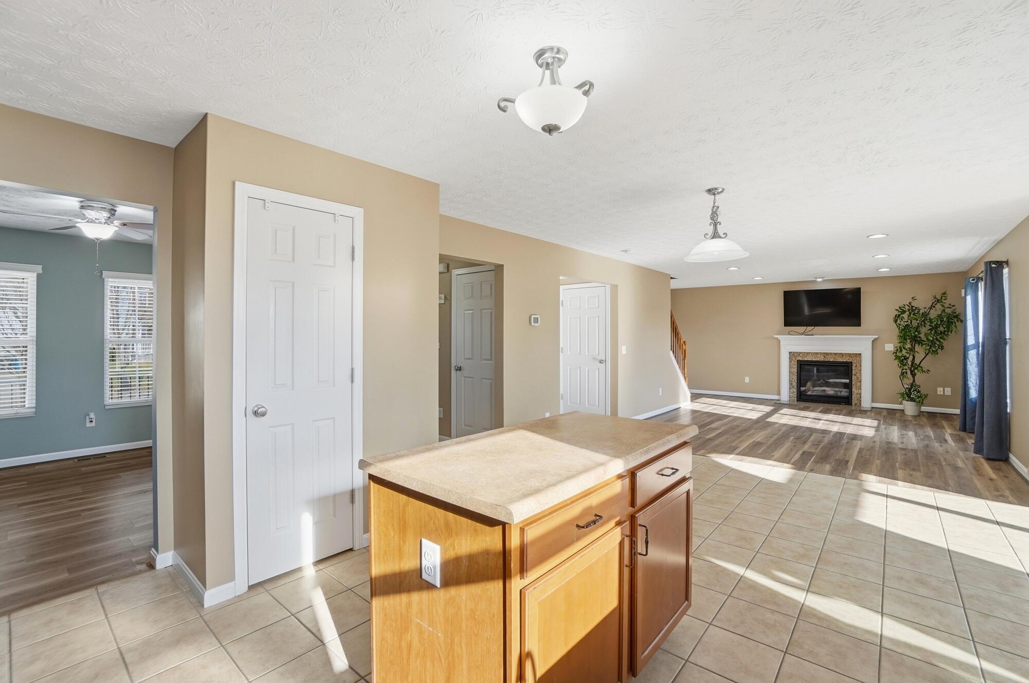 6906 Buell Lane, Dayton, Ohio 45424