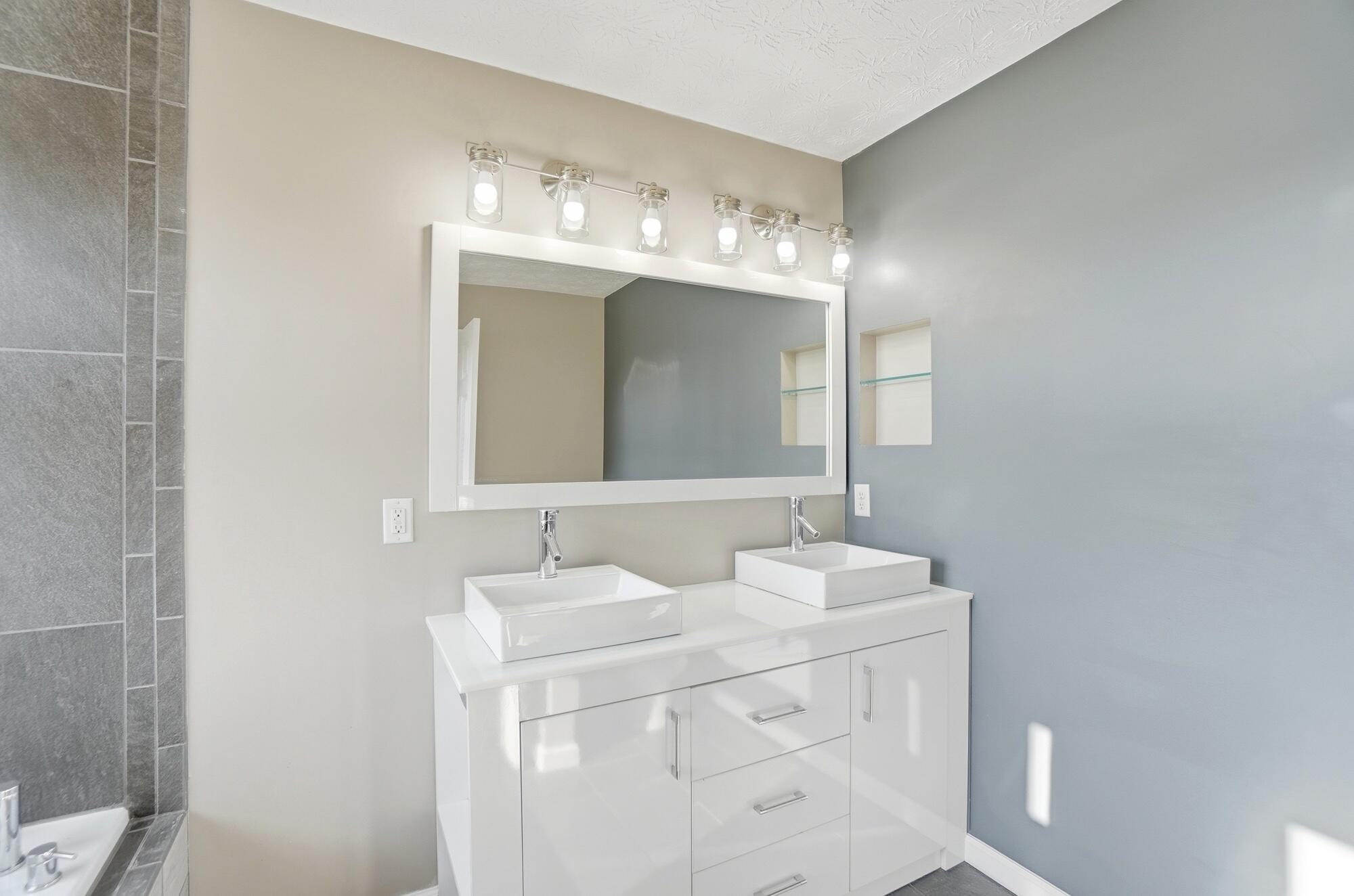 6906 Buell Lane, Dayton, Ohio 45424