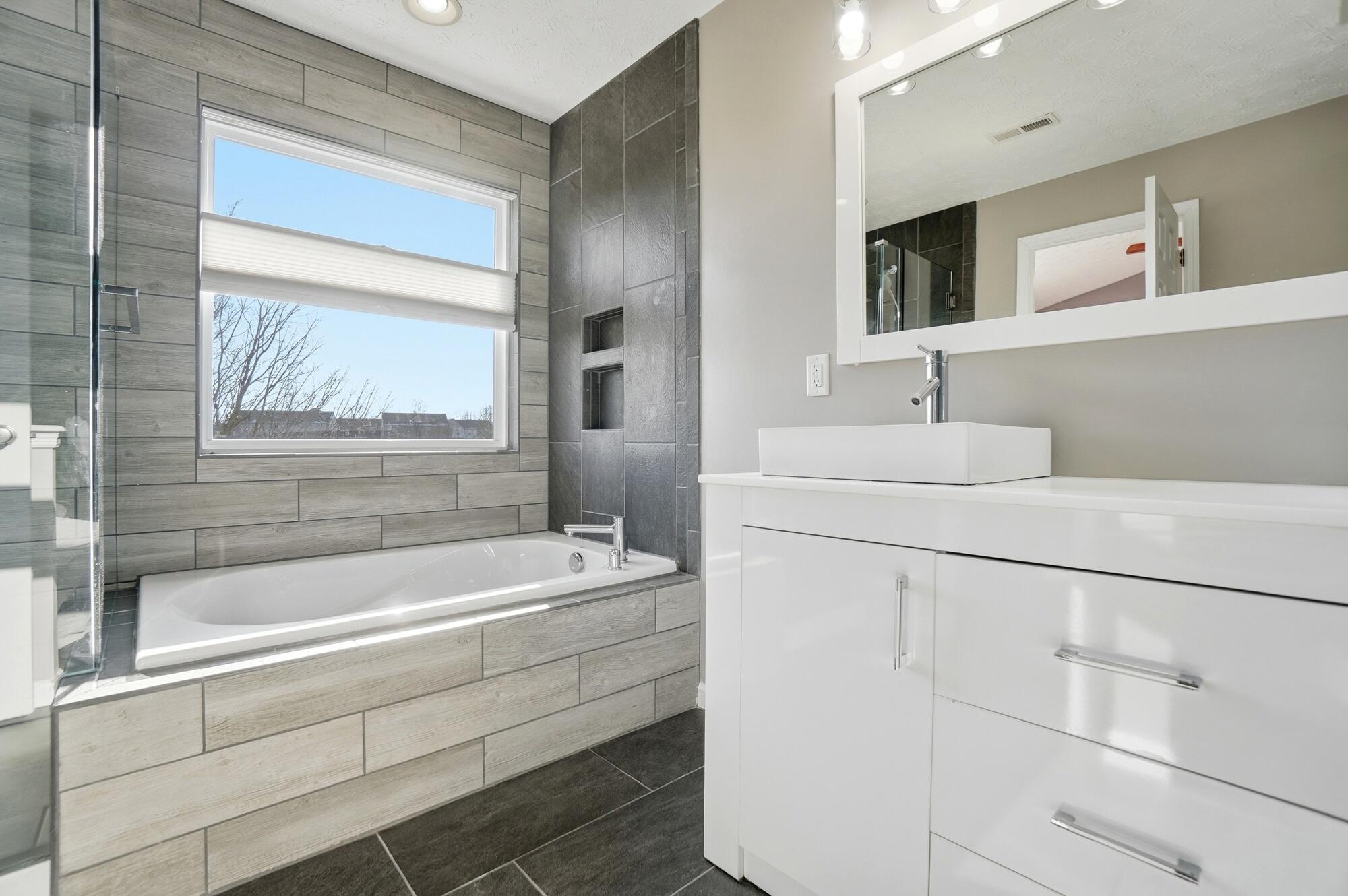 6906 Buell Lane, Dayton, Ohio 45424