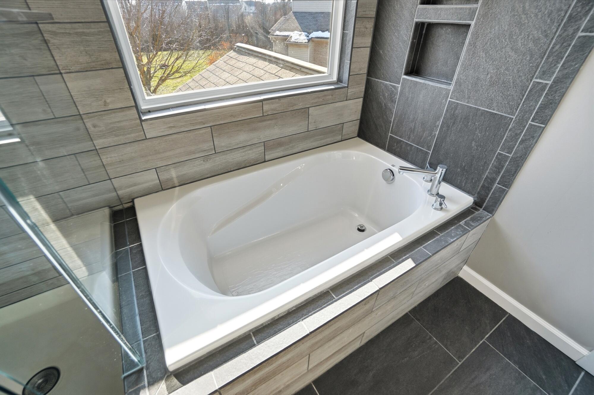 6906 Buell Lane, Dayton, Ohio 45424